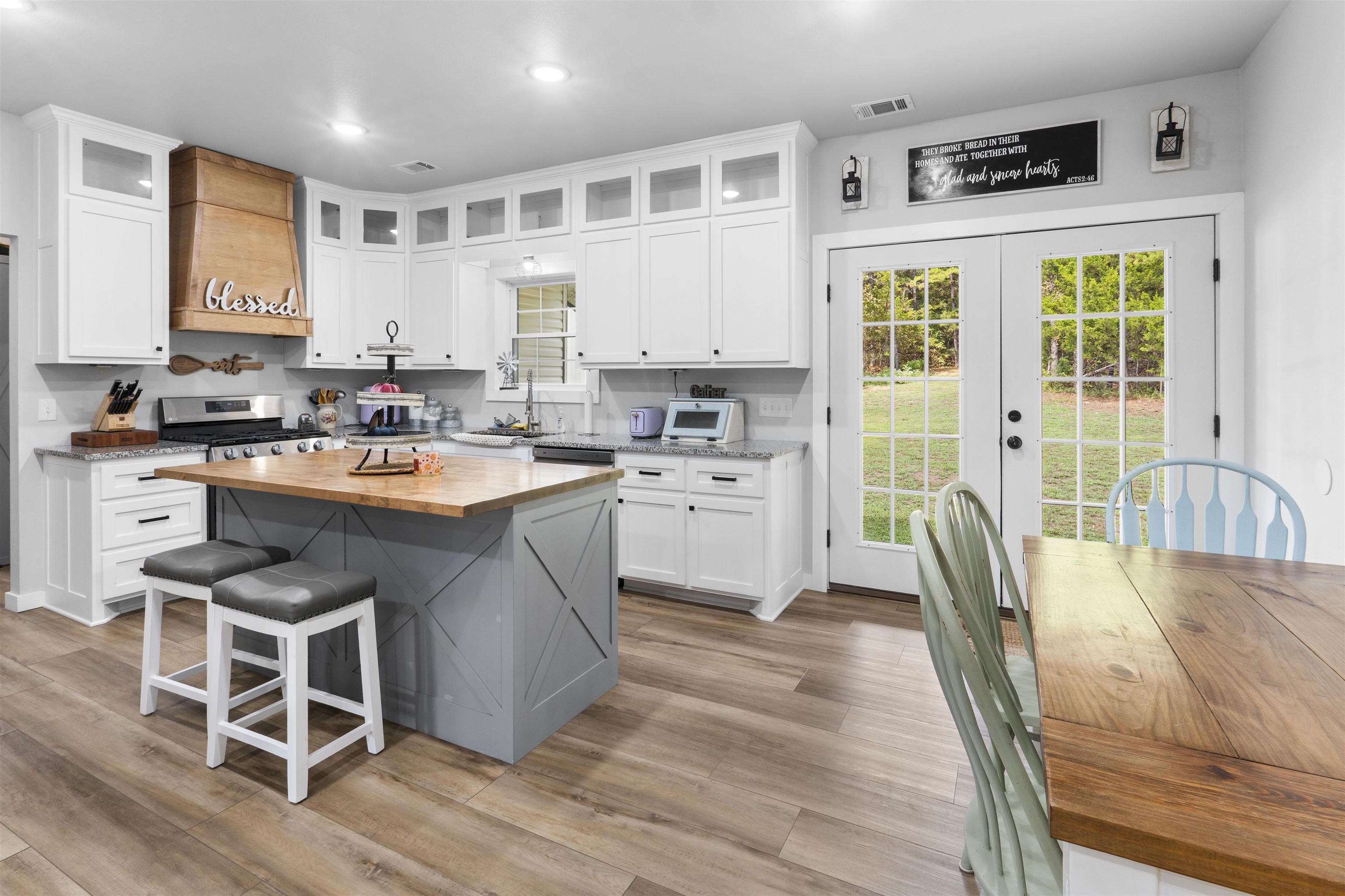 270 Sallie Lane Melbourne, AR 72556