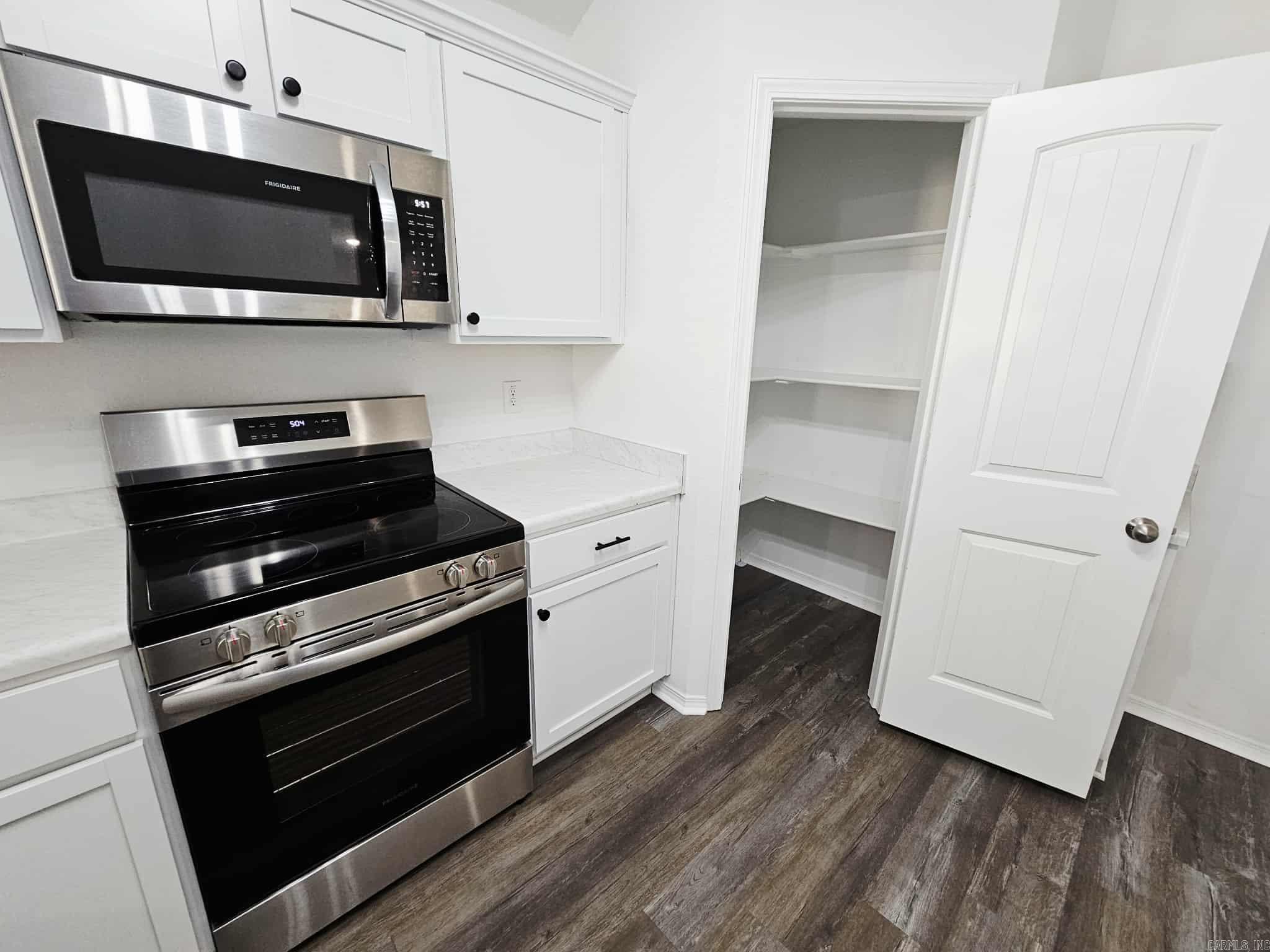 303 Rooster  Conway, AR