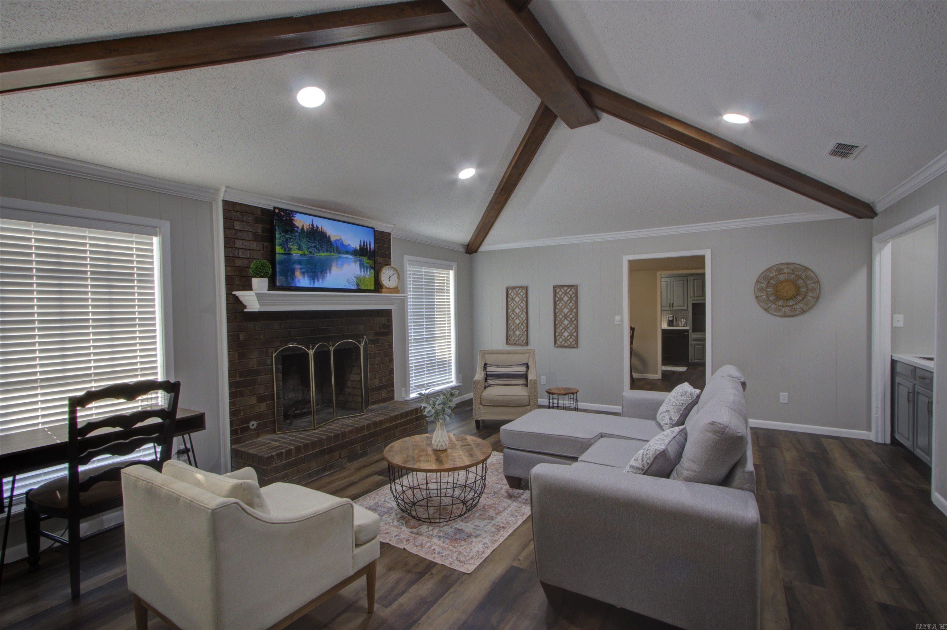 3516  Skyline Blvd  Texarkana, TX
