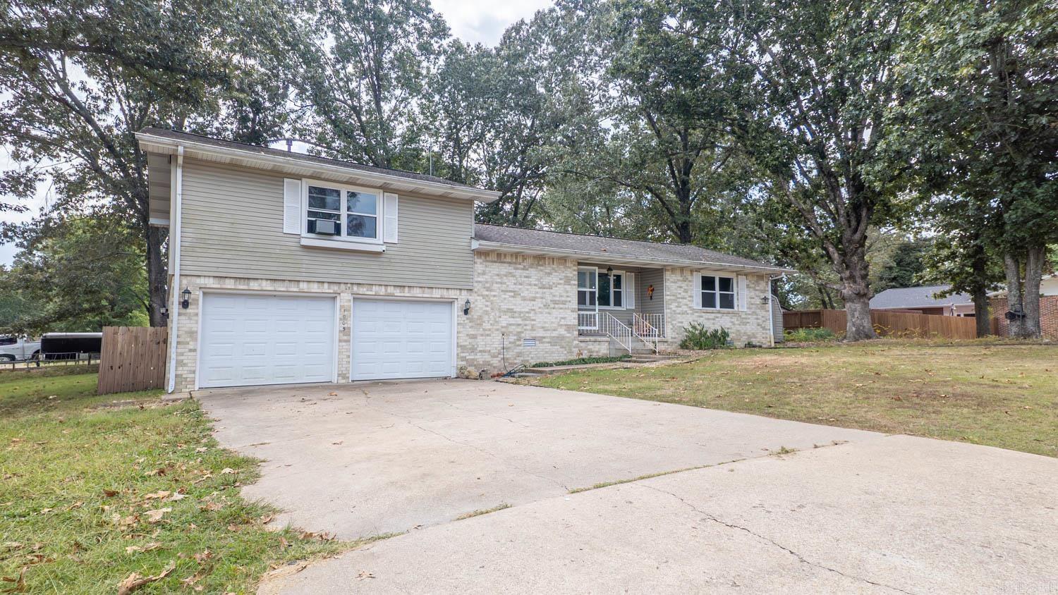 1905 Van Buren Avenue  Mountain Home, AR