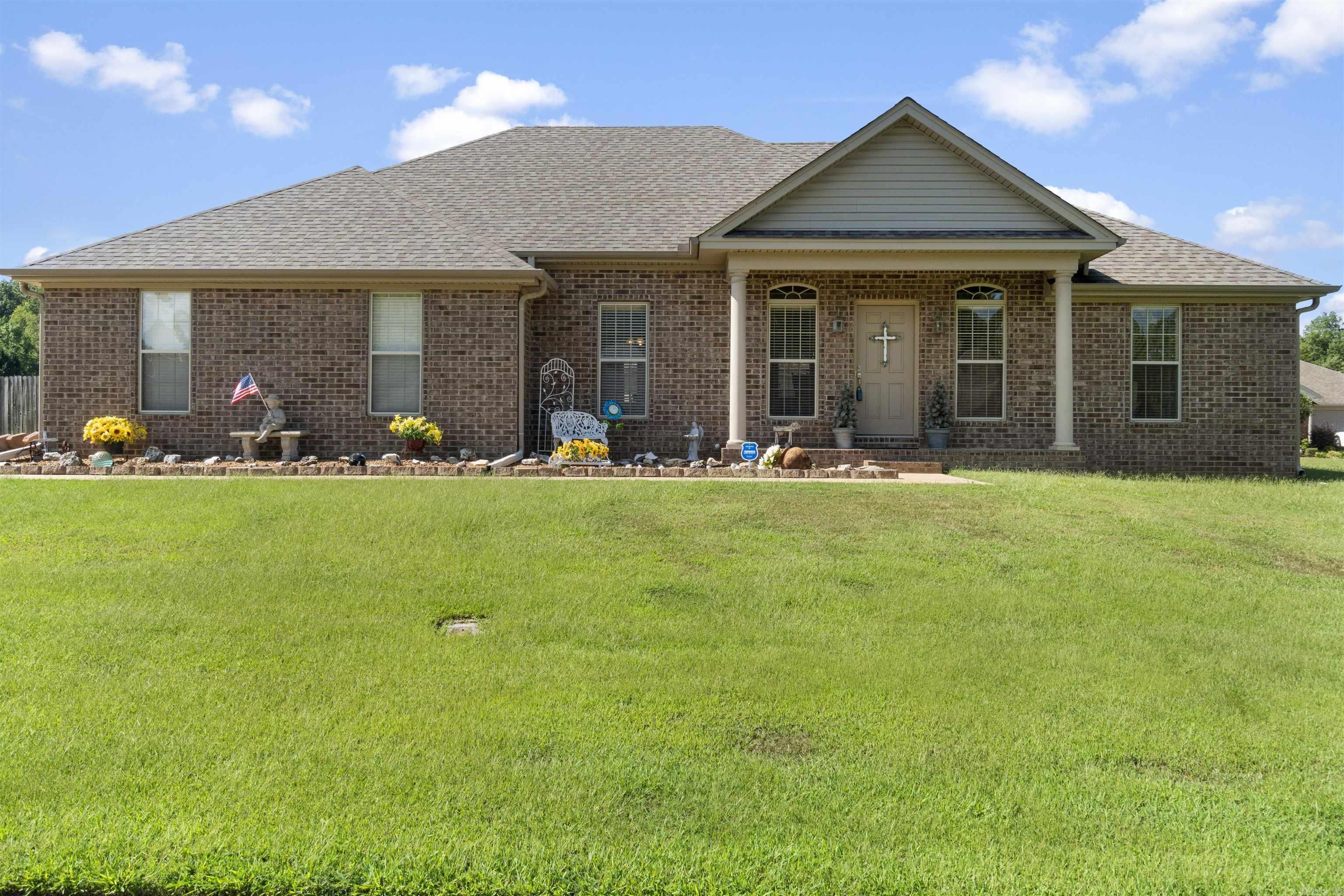 87 Rebecca Lane Searcy, AR 72143