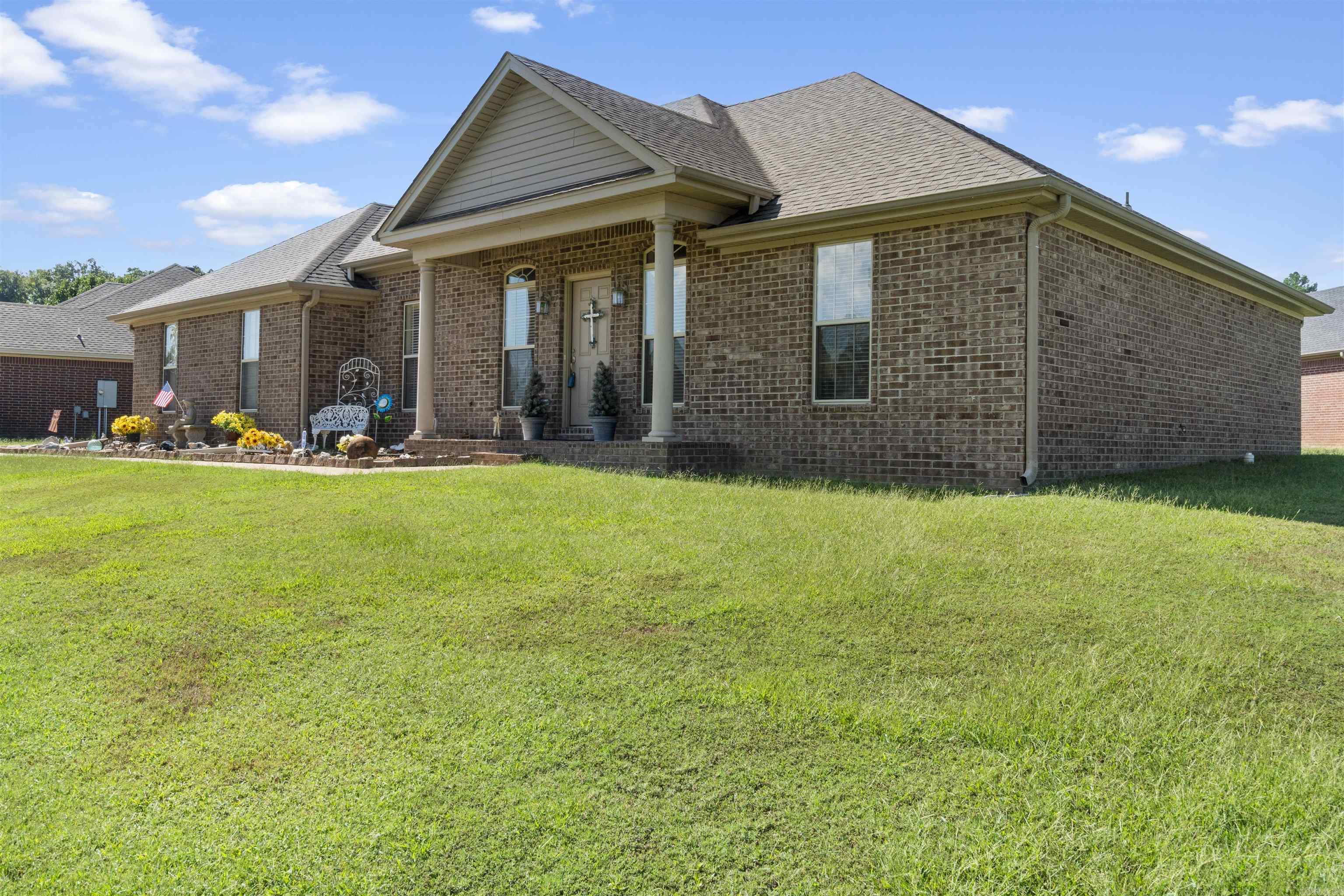 87 Rebecca Lane Searcy, AR 72143