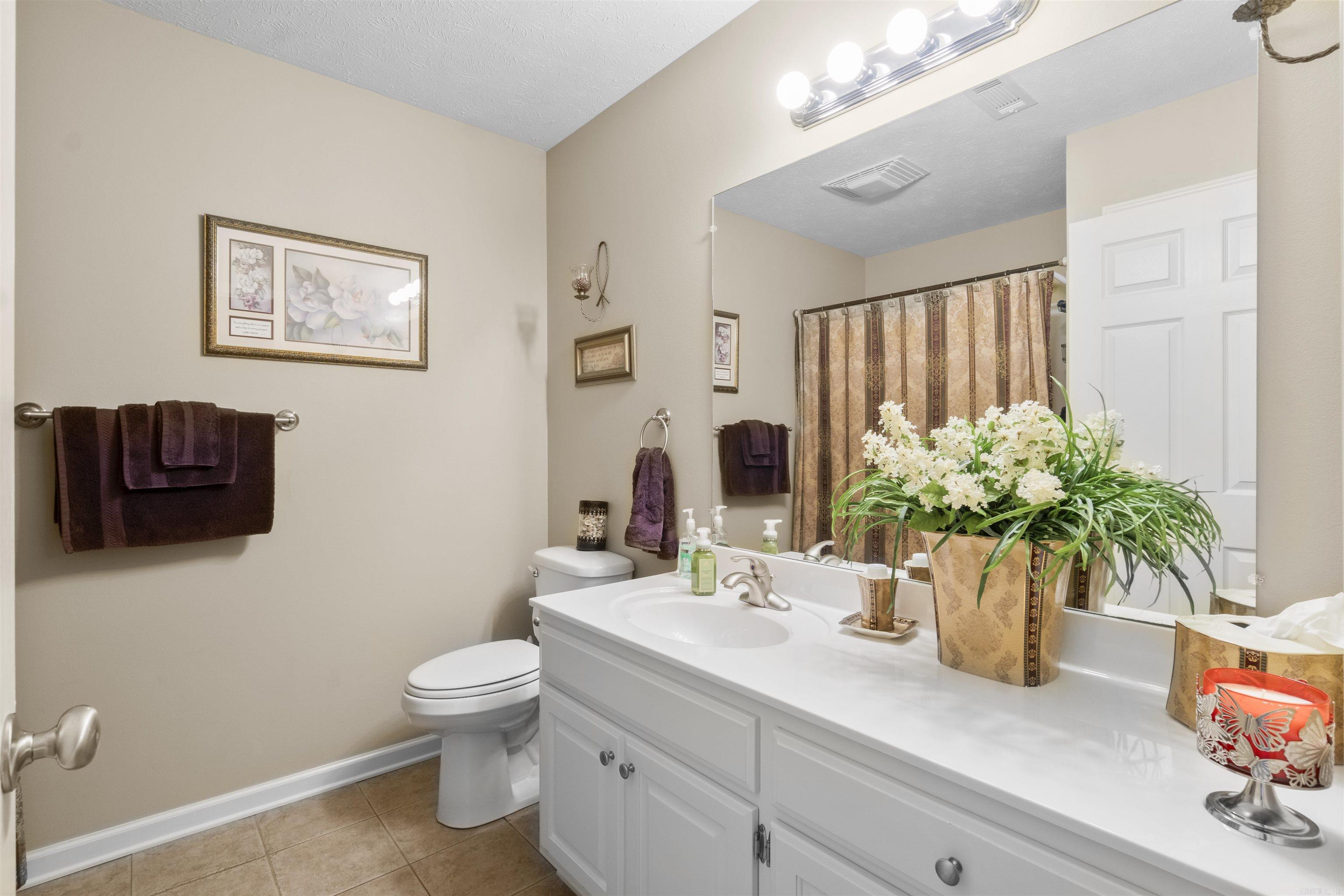 87 Rebecca Lane Searcy, AR 72143