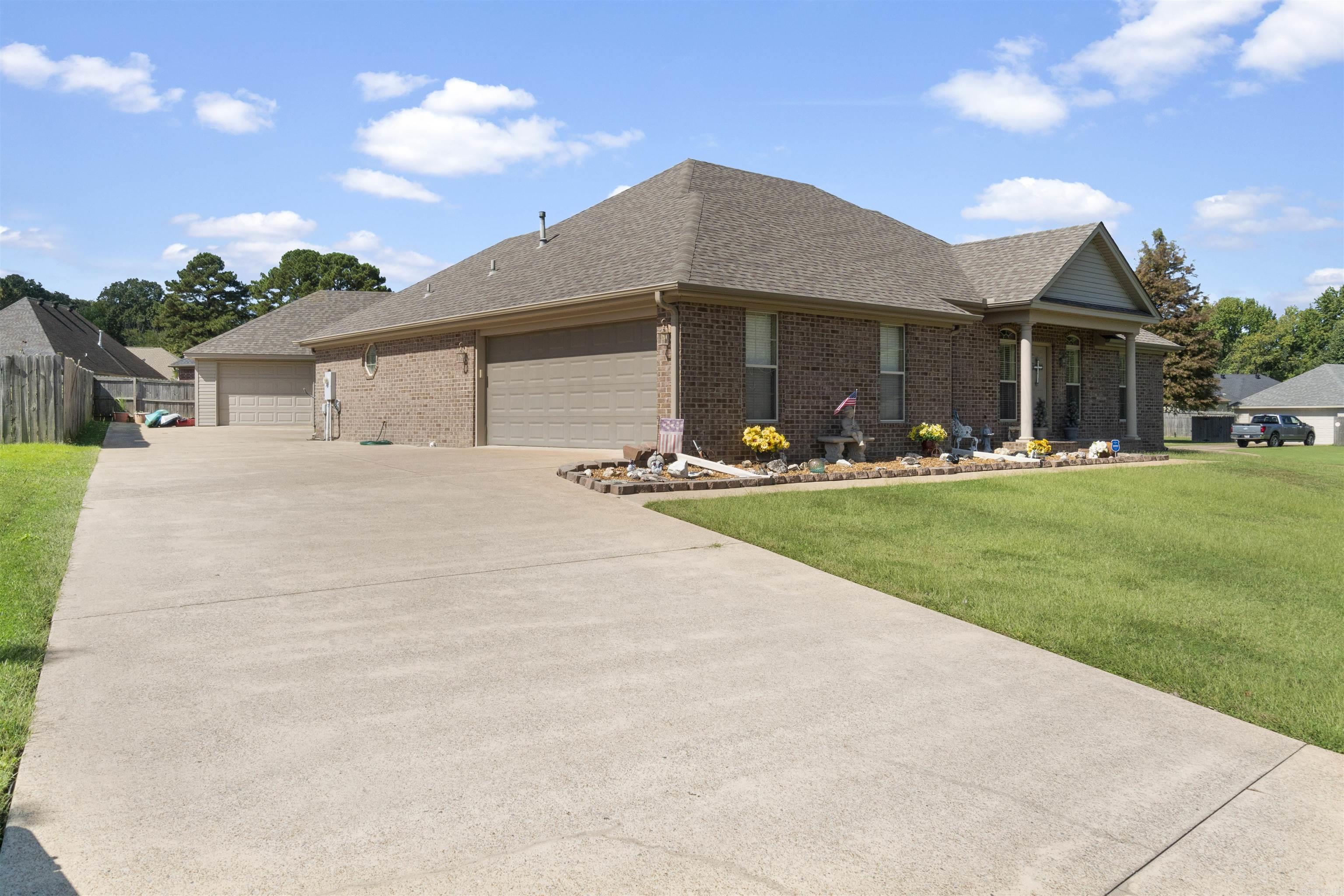 87 Rebecca Lane Searcy, AR 72143