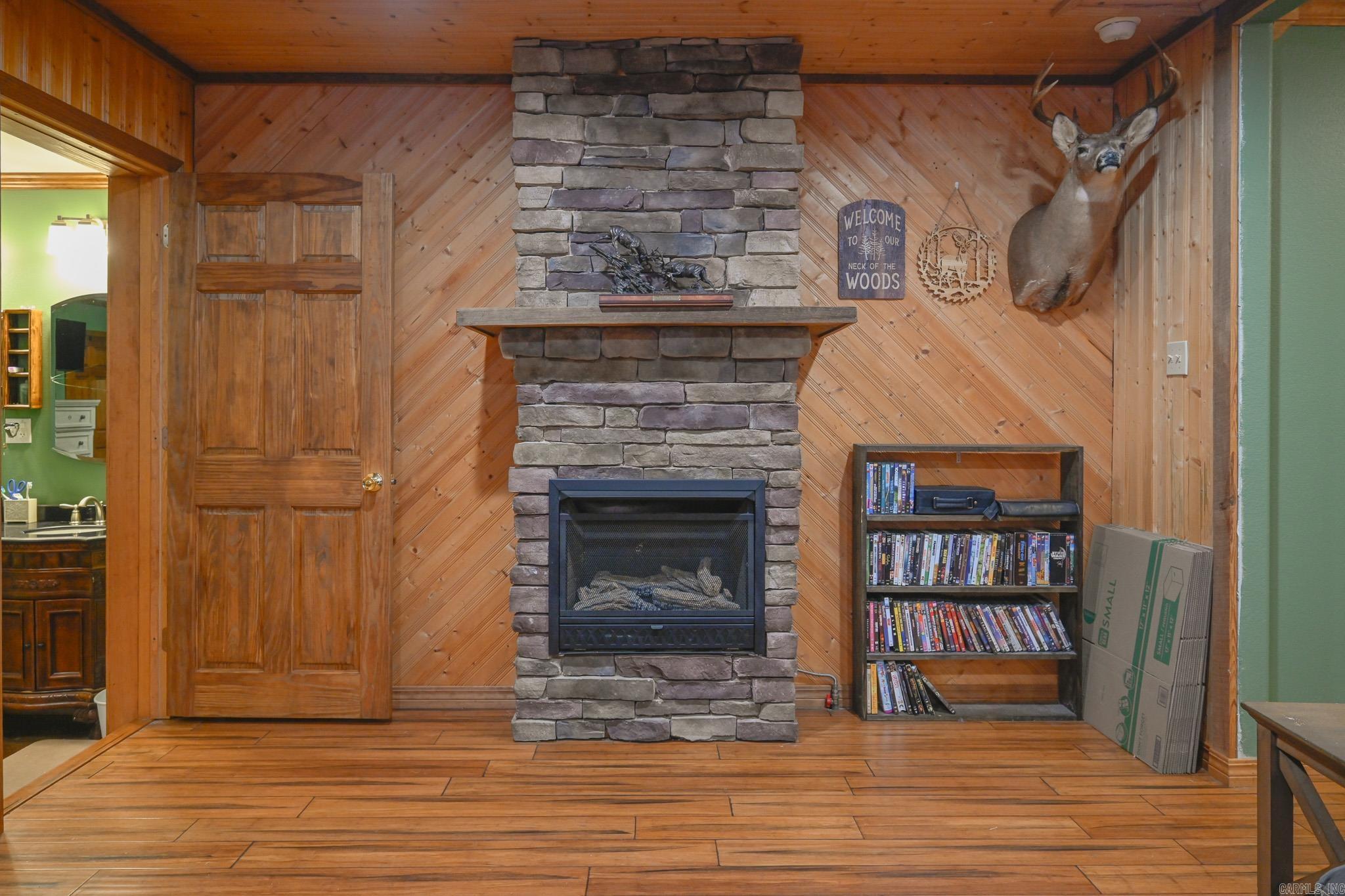 122 Polk Road 286  Hatfield, AR