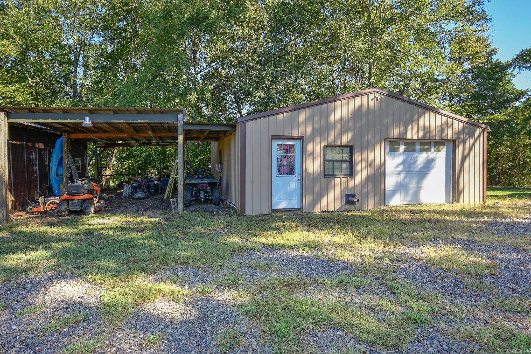 122 Polk Road 286  Hatfield, AR