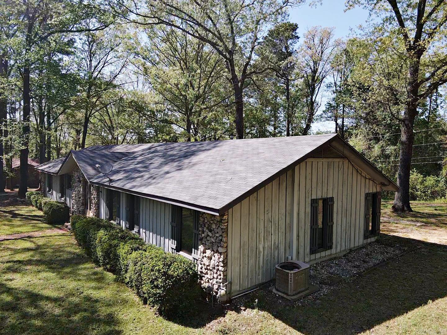 100 Canterbury  Arkadelphia, AR