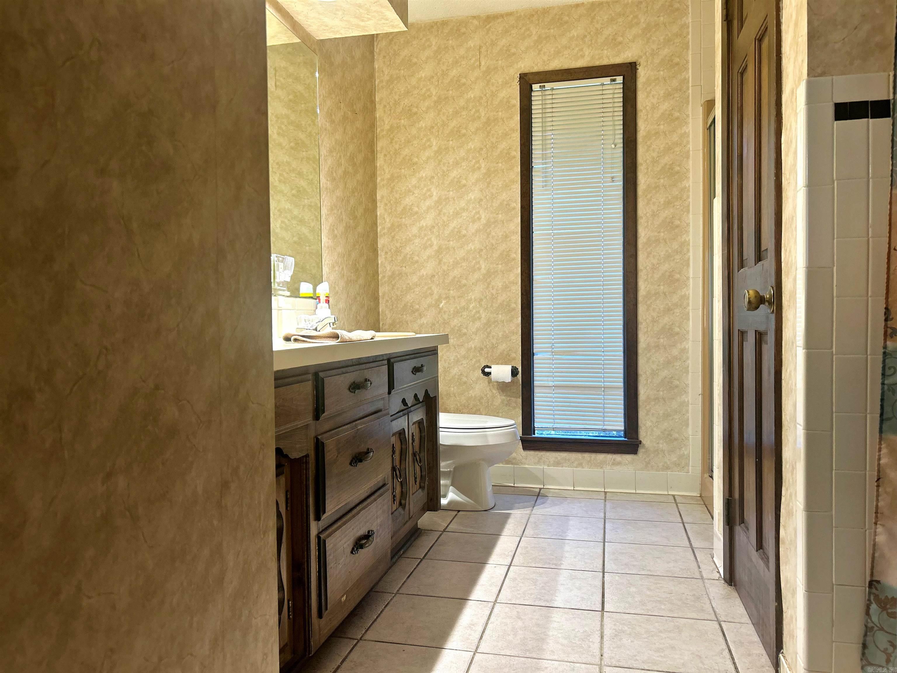 100 Canterbury  Arkadelphia, AR