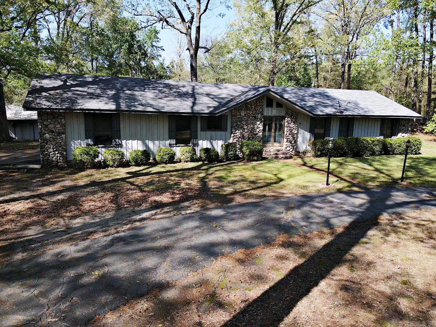 100 Canterbury Lane Arkadelphia, AR 71923-0000