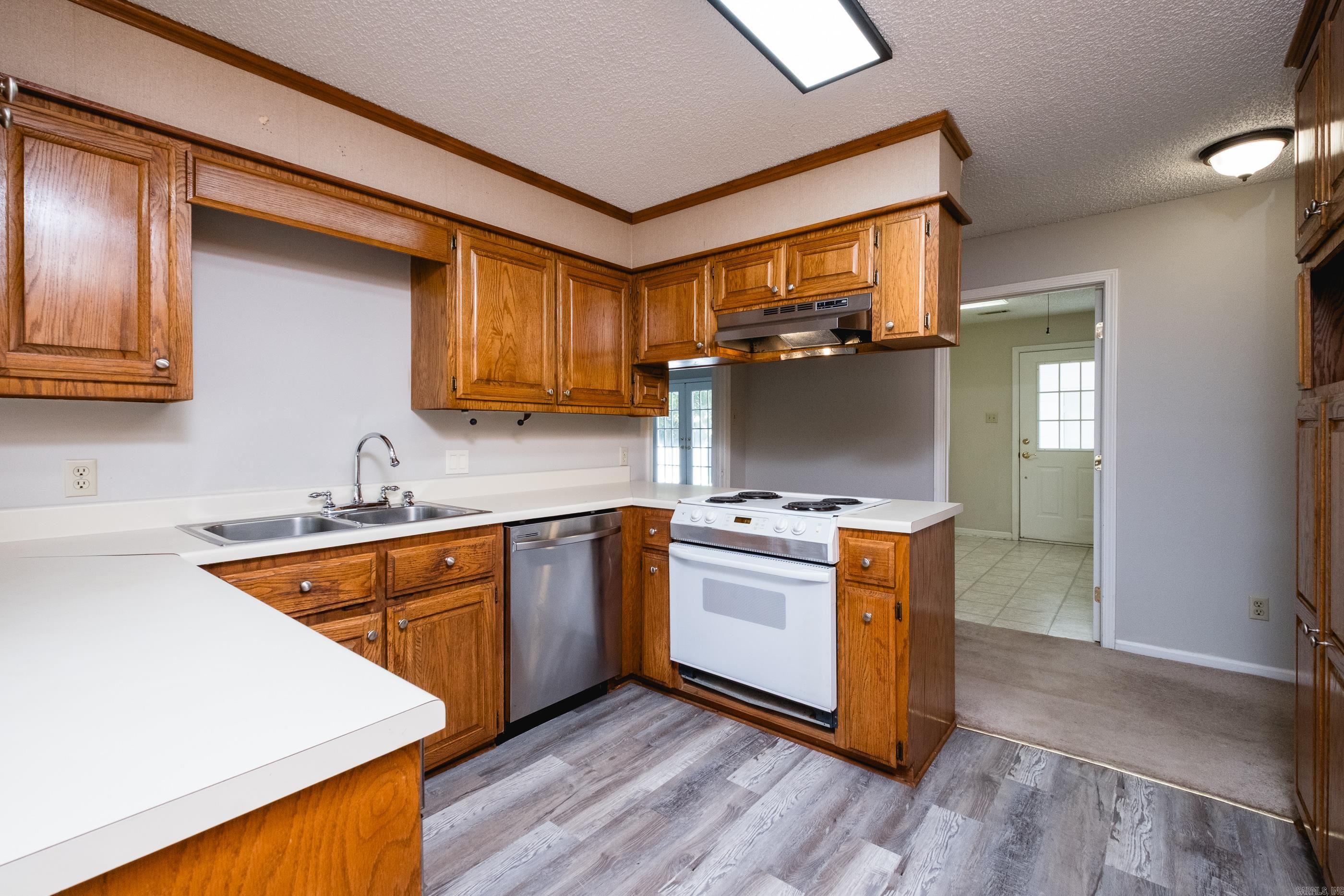 8100 Coleridge Dr  North Little Rock, AR