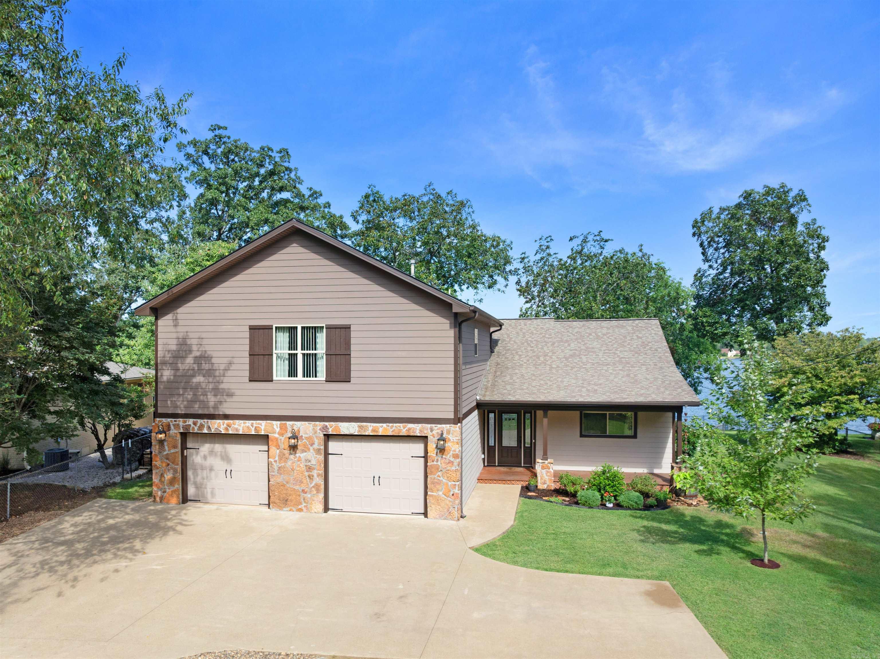 121 Caroline Acres Terrace  Hot Springs, AR
