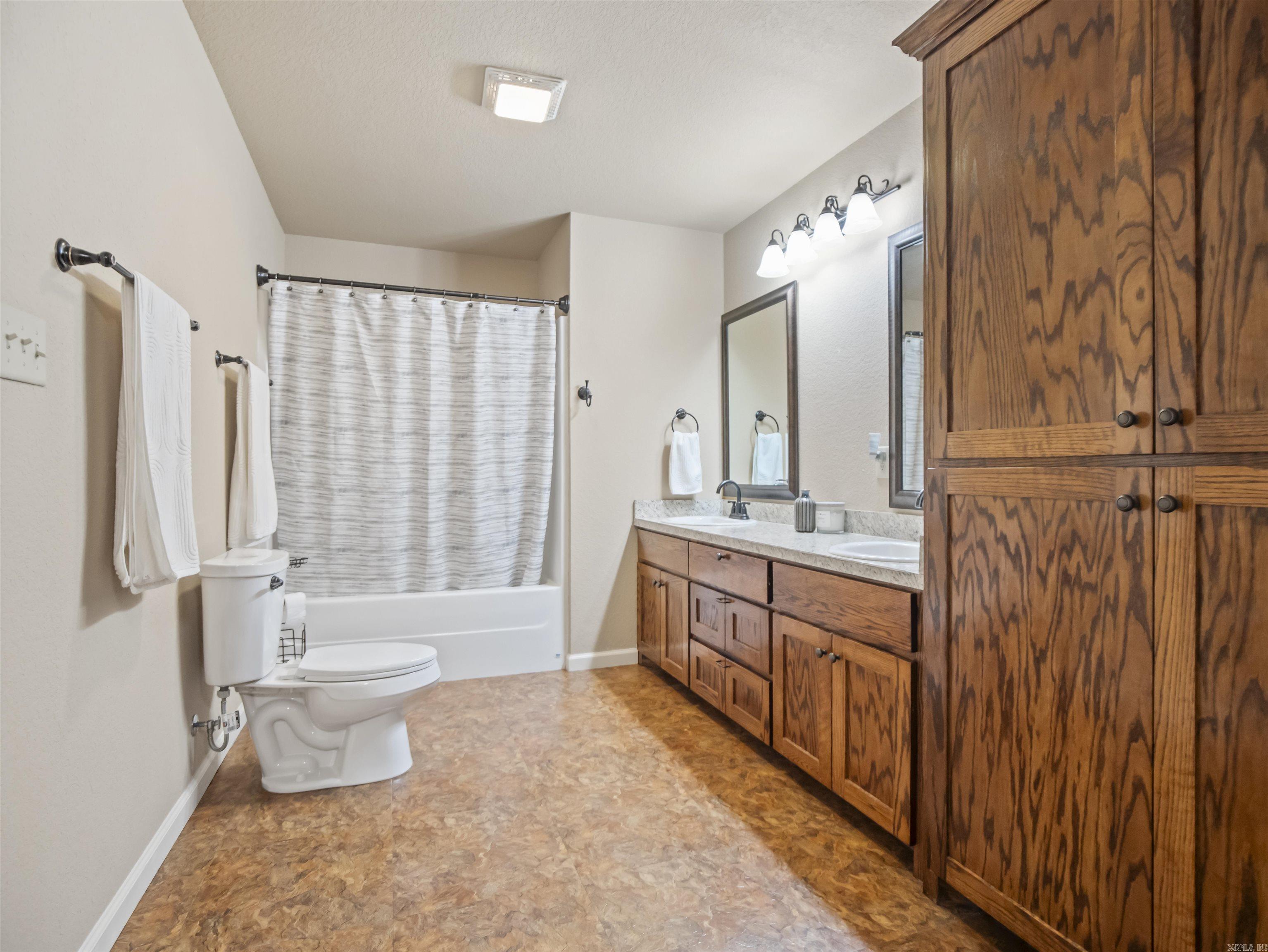 121 Caroline Acres Terrace  Hot Springs, AR