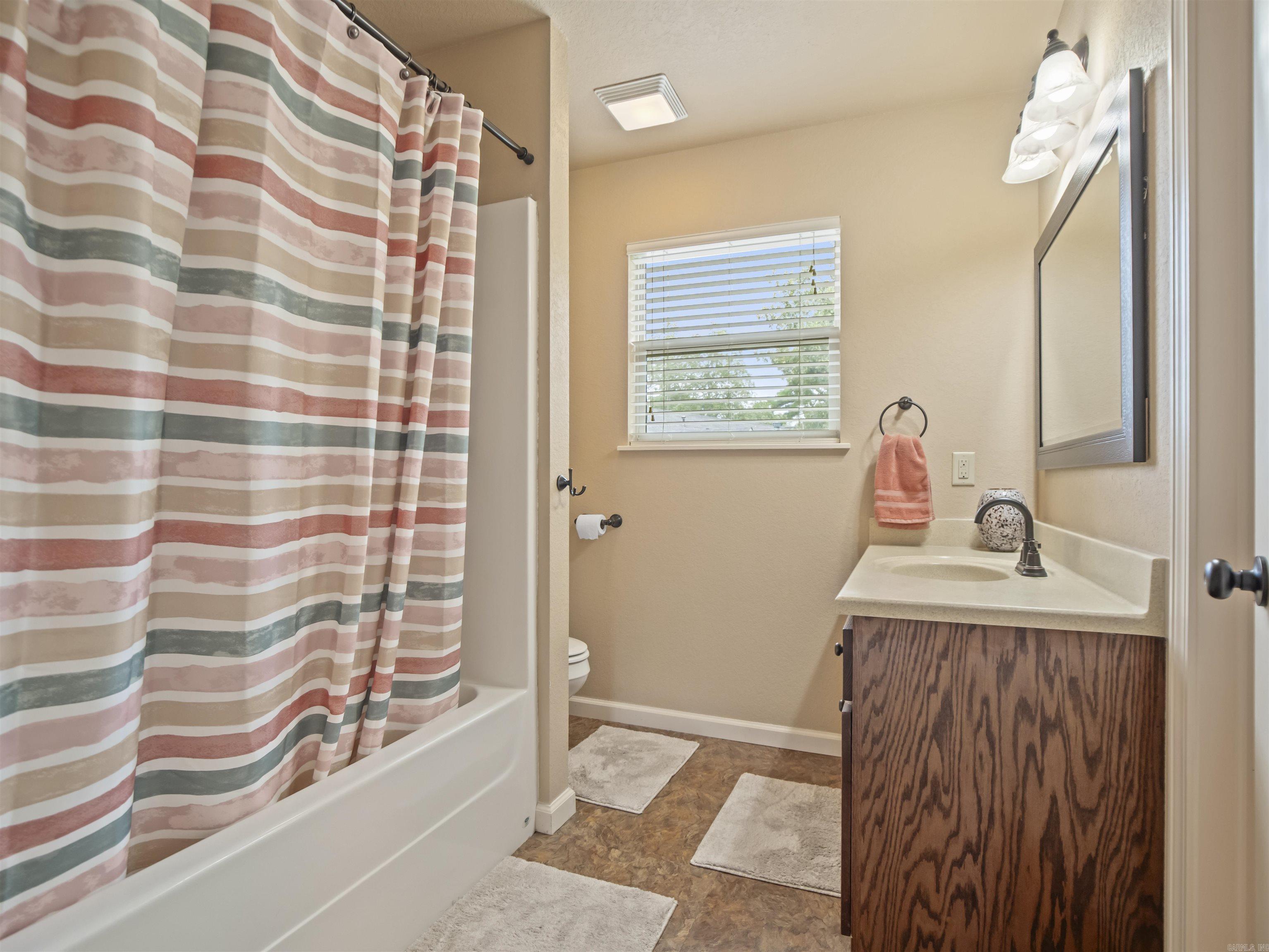 121 Caroline Acres Terrace  Hot Springs, AR