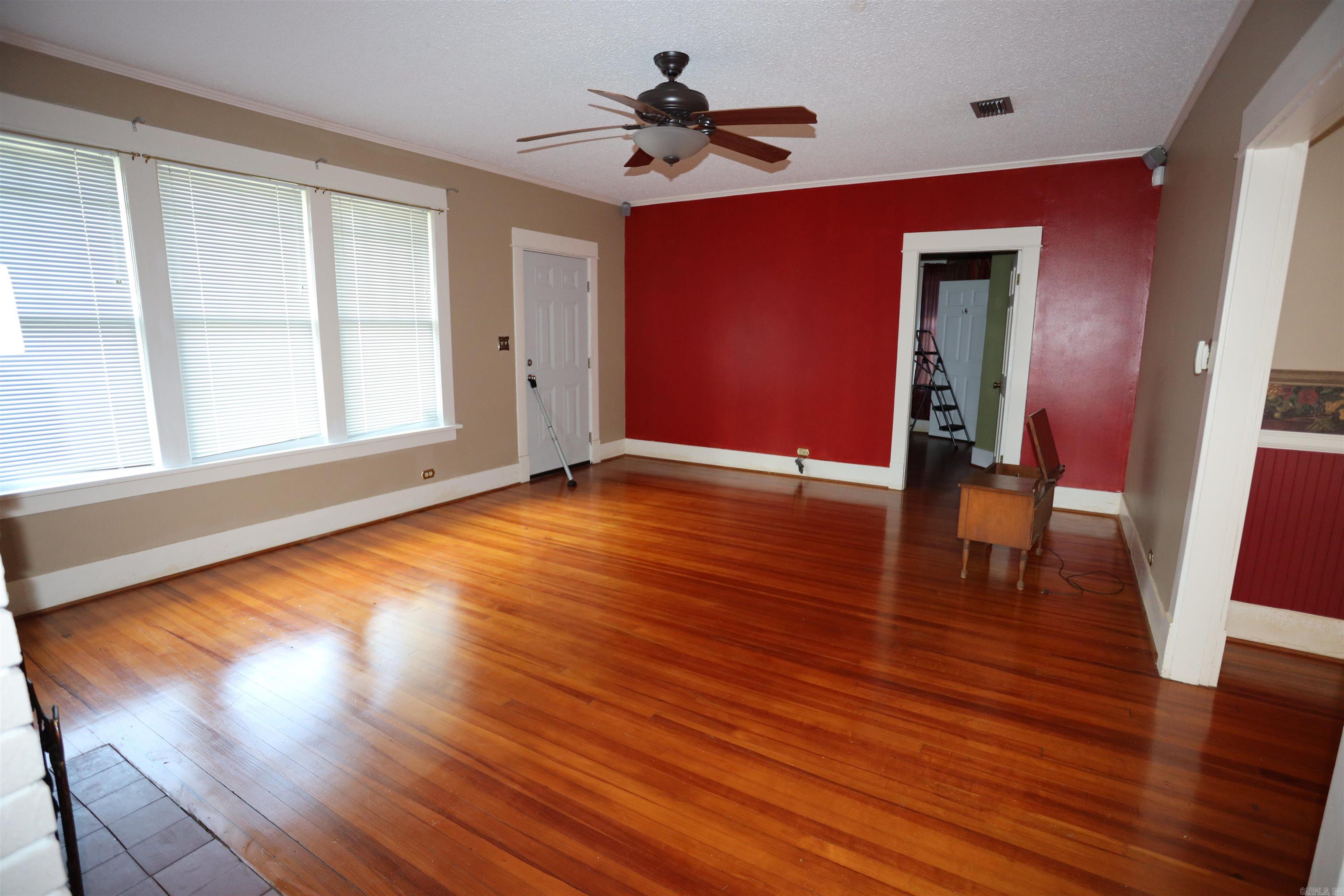 411 E Church  Warren, AR