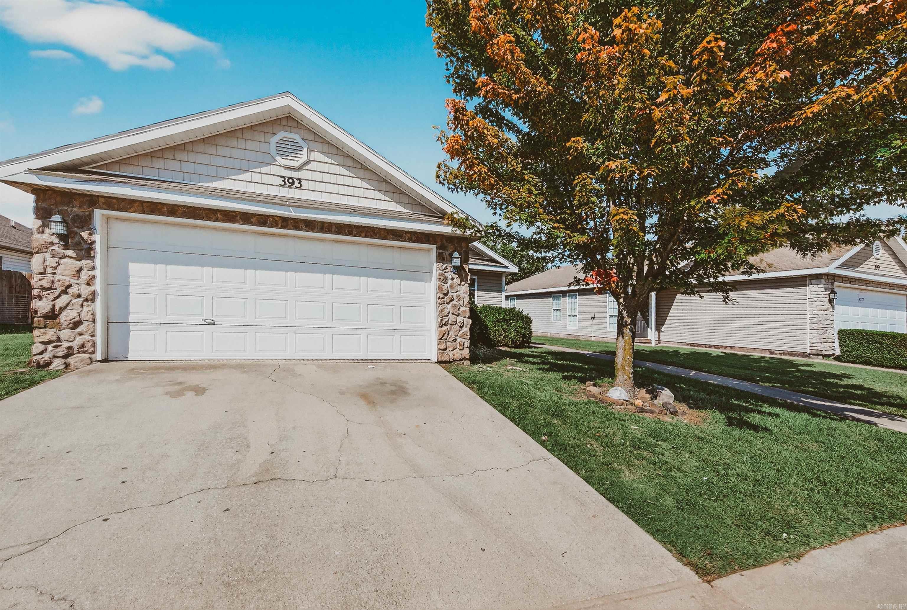 393 Cascade  Springdale, AR