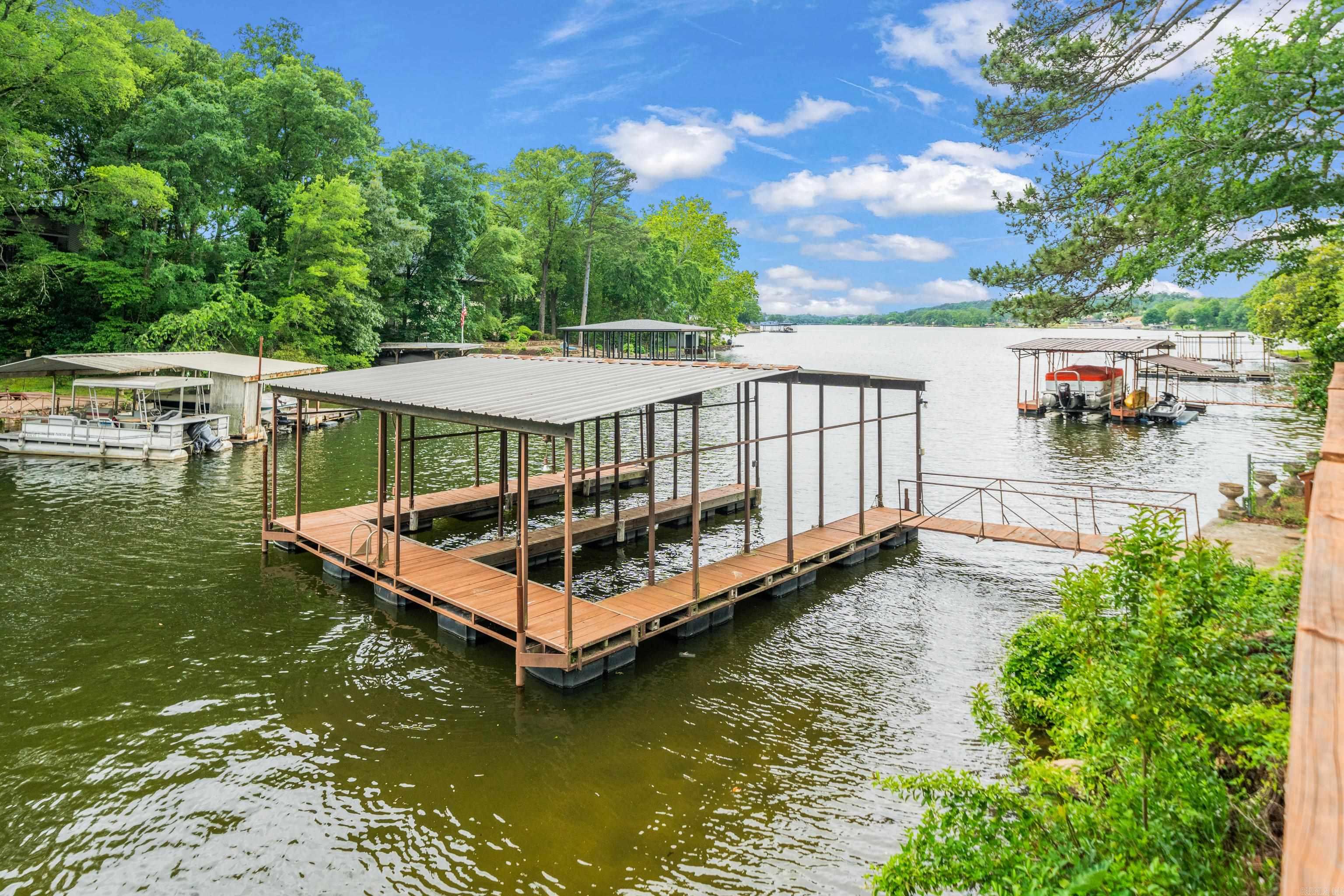 103  Oak 101 Oak Pt Hot Springs National Park, AR