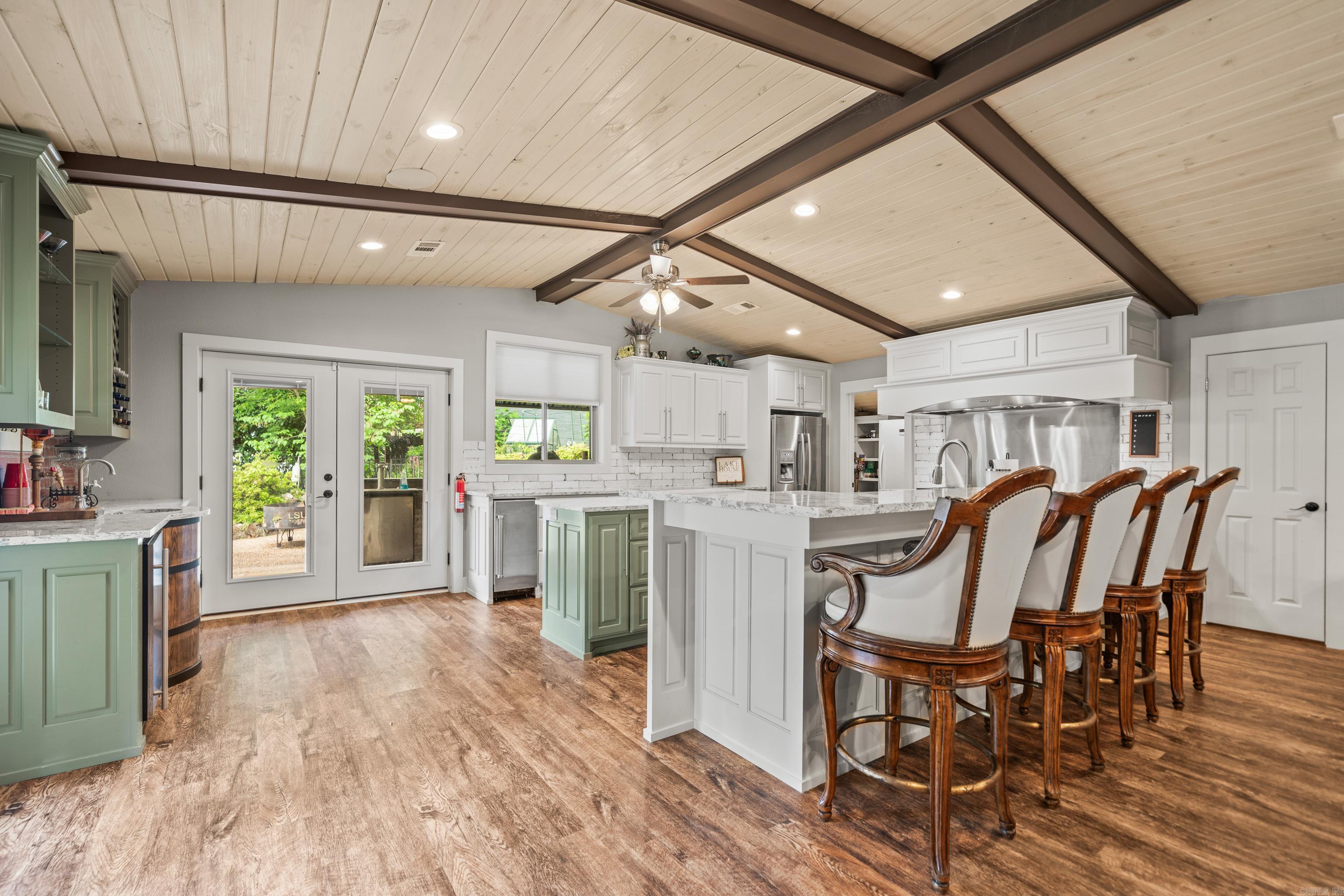 103 Oak 101 Oak Pt Hot Springs National Park, AR