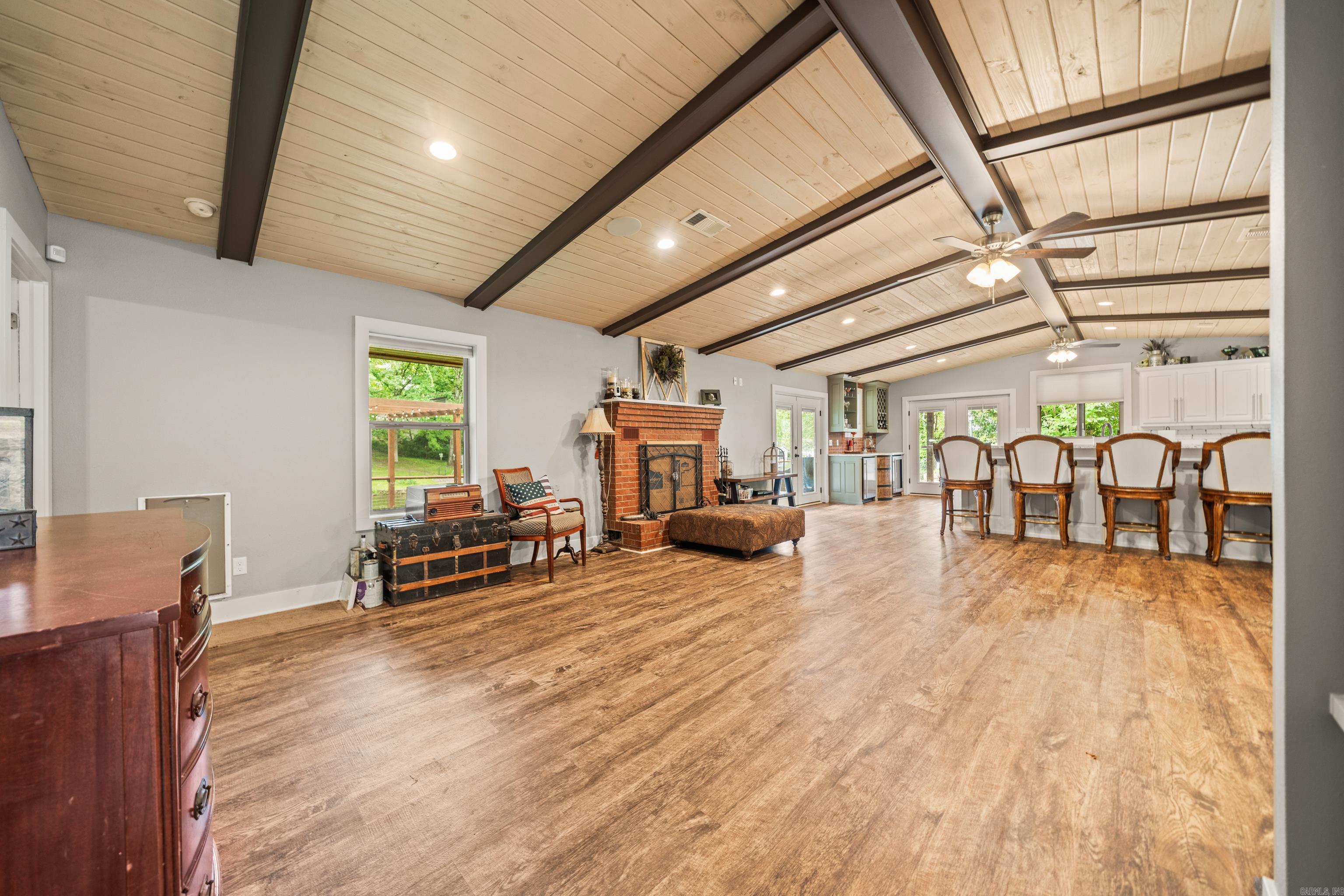 103 Oak 101 Oak Pt Hot Springs National Park, AR