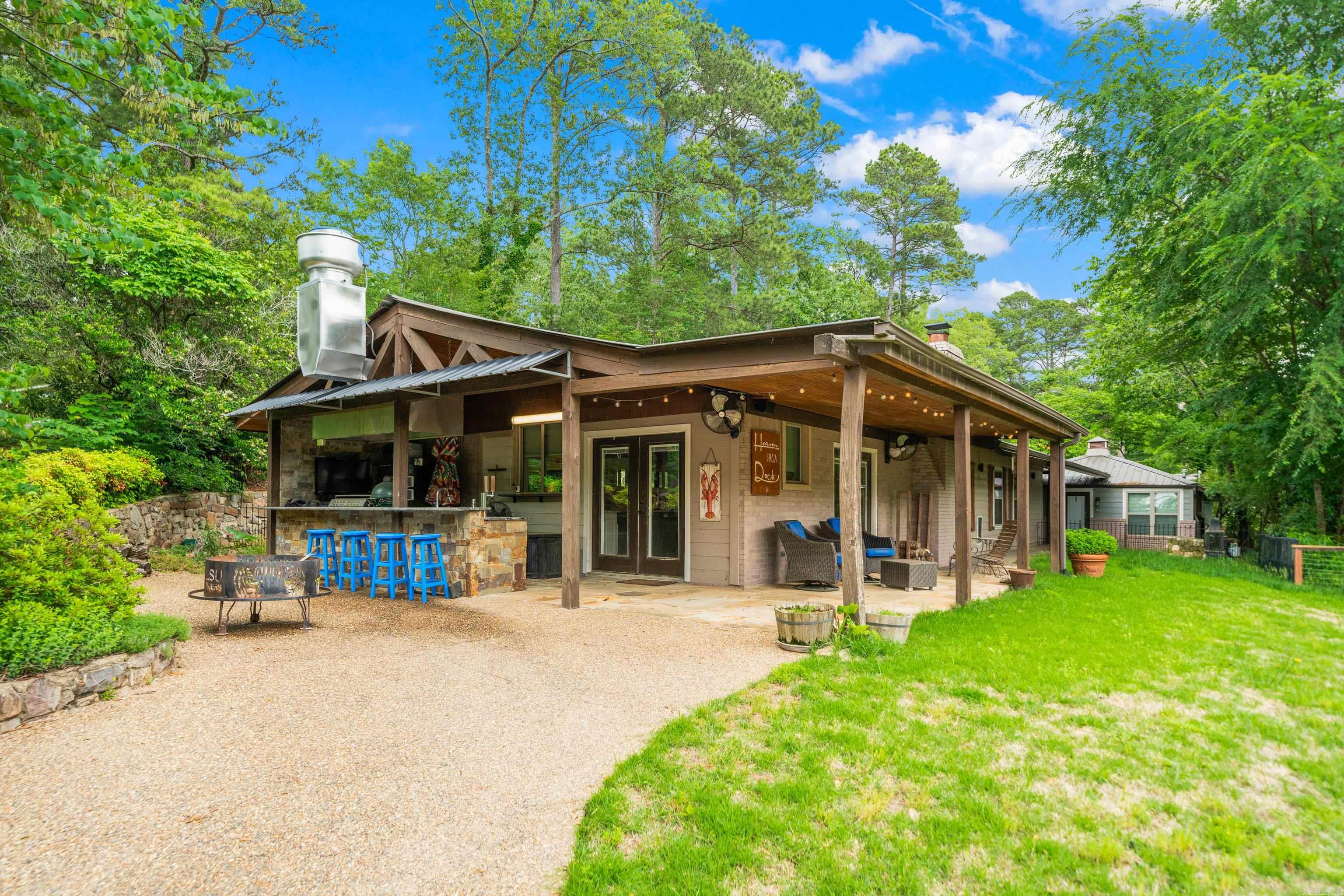 103 Oak 101 Oak Pt Hot Springs National Park, AR