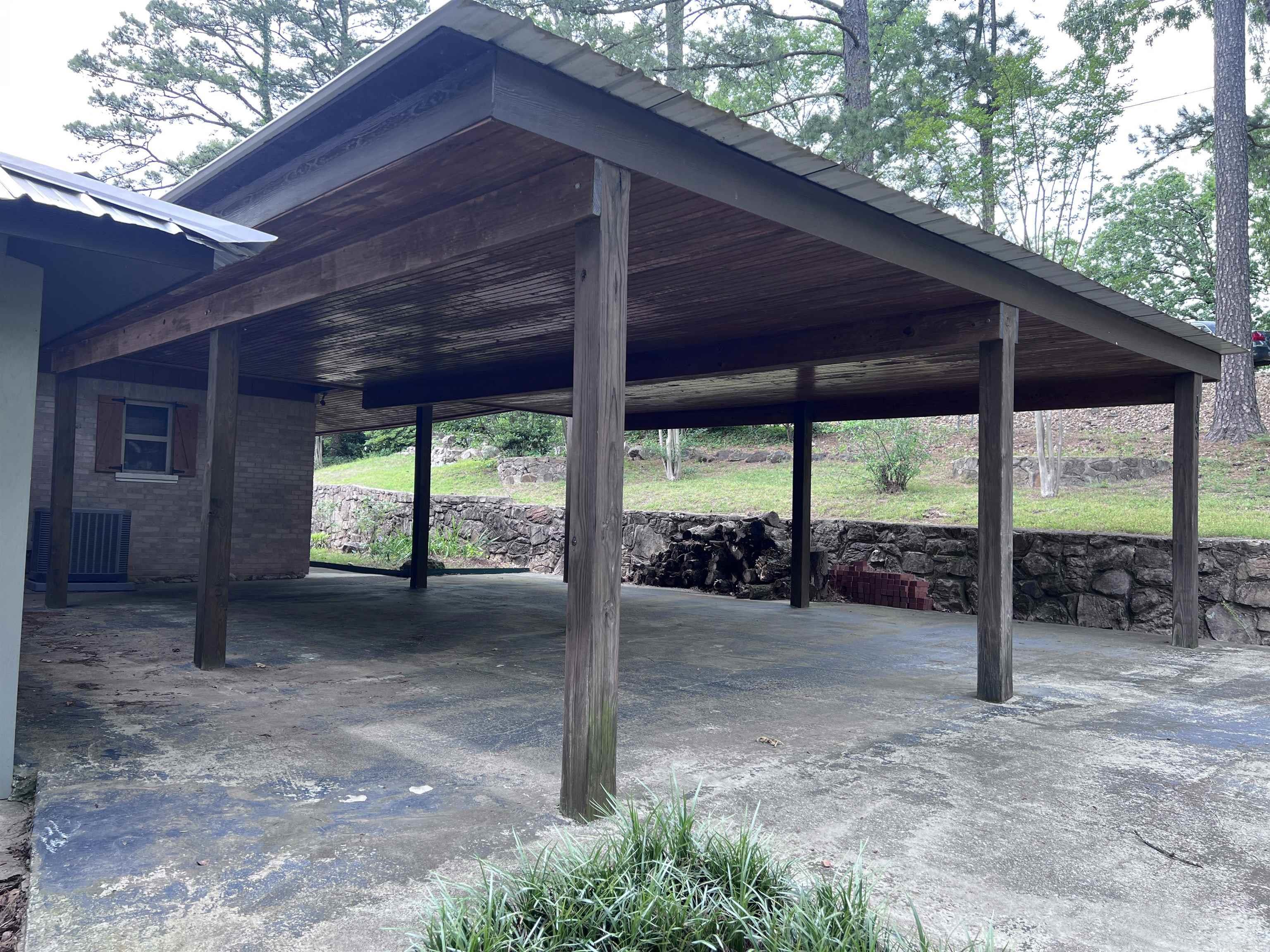 103 Oak 101 Oak Pt Hot Springs National Park, AR