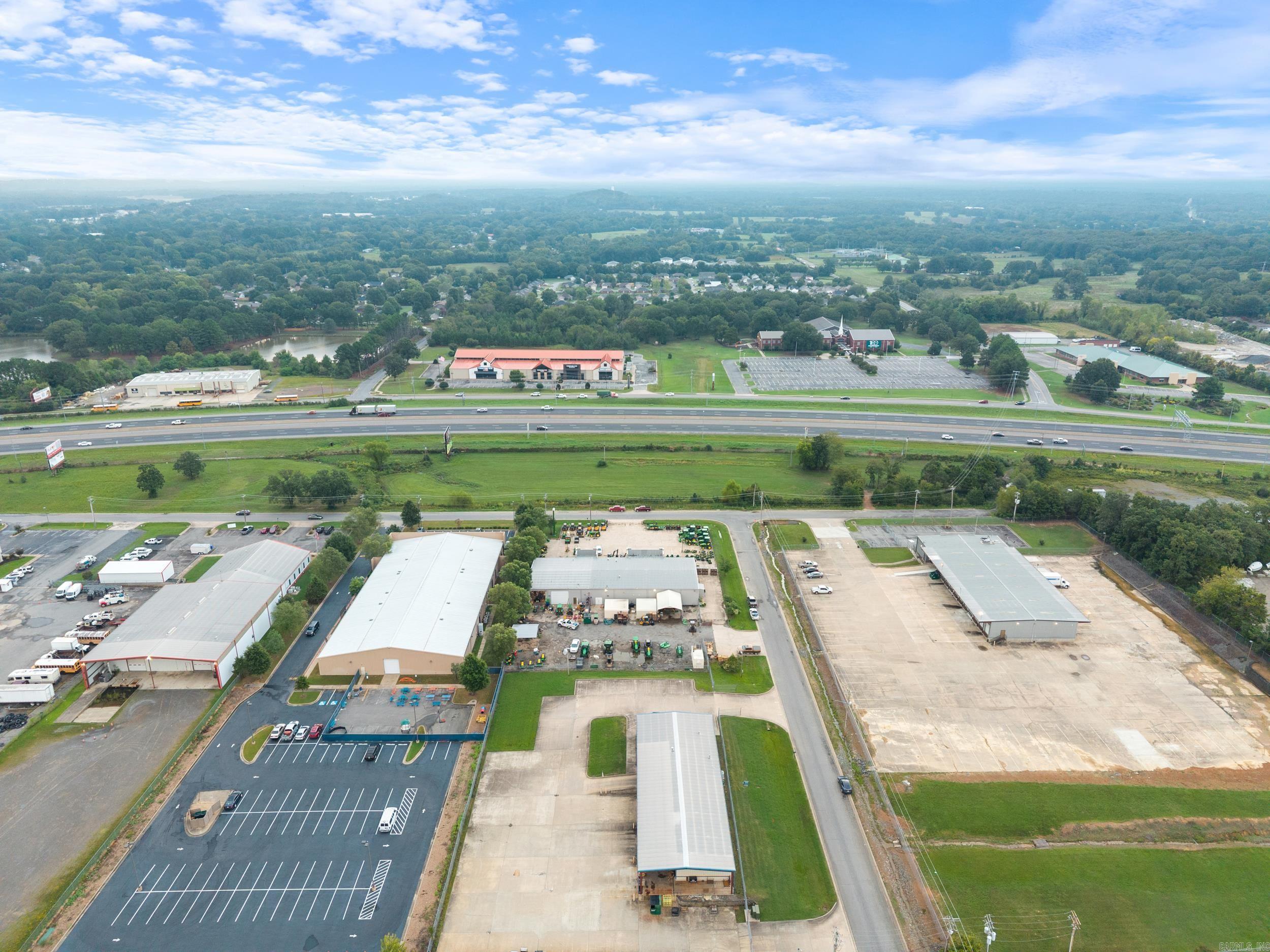 205 Tilk  Conway, AR