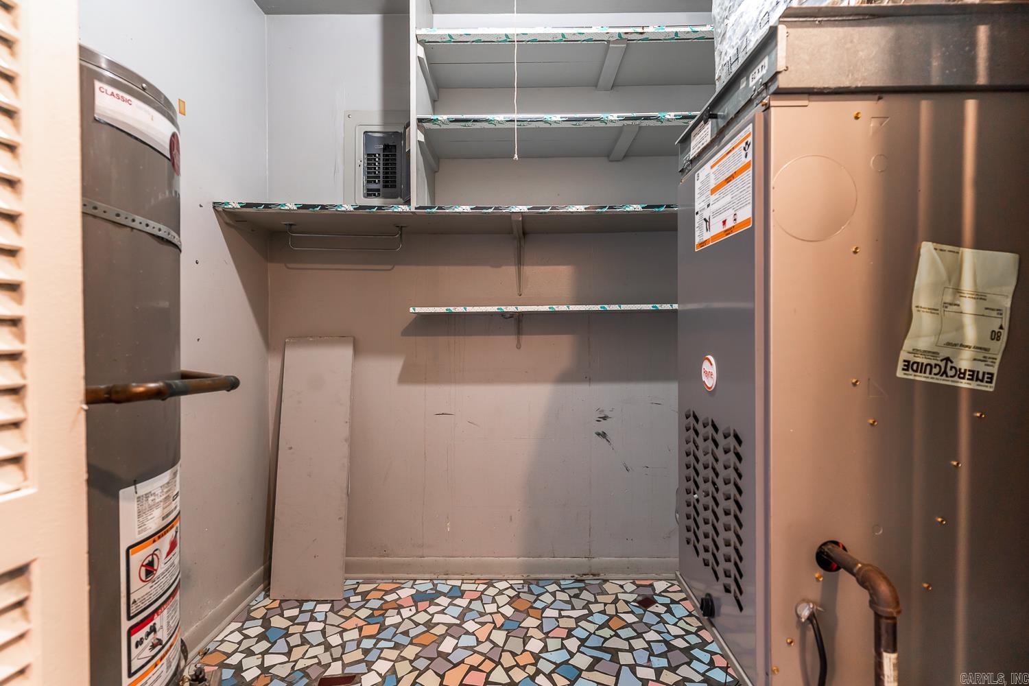 1047 N Rosser 122 E Arkansas Avenue Forrest City, AR