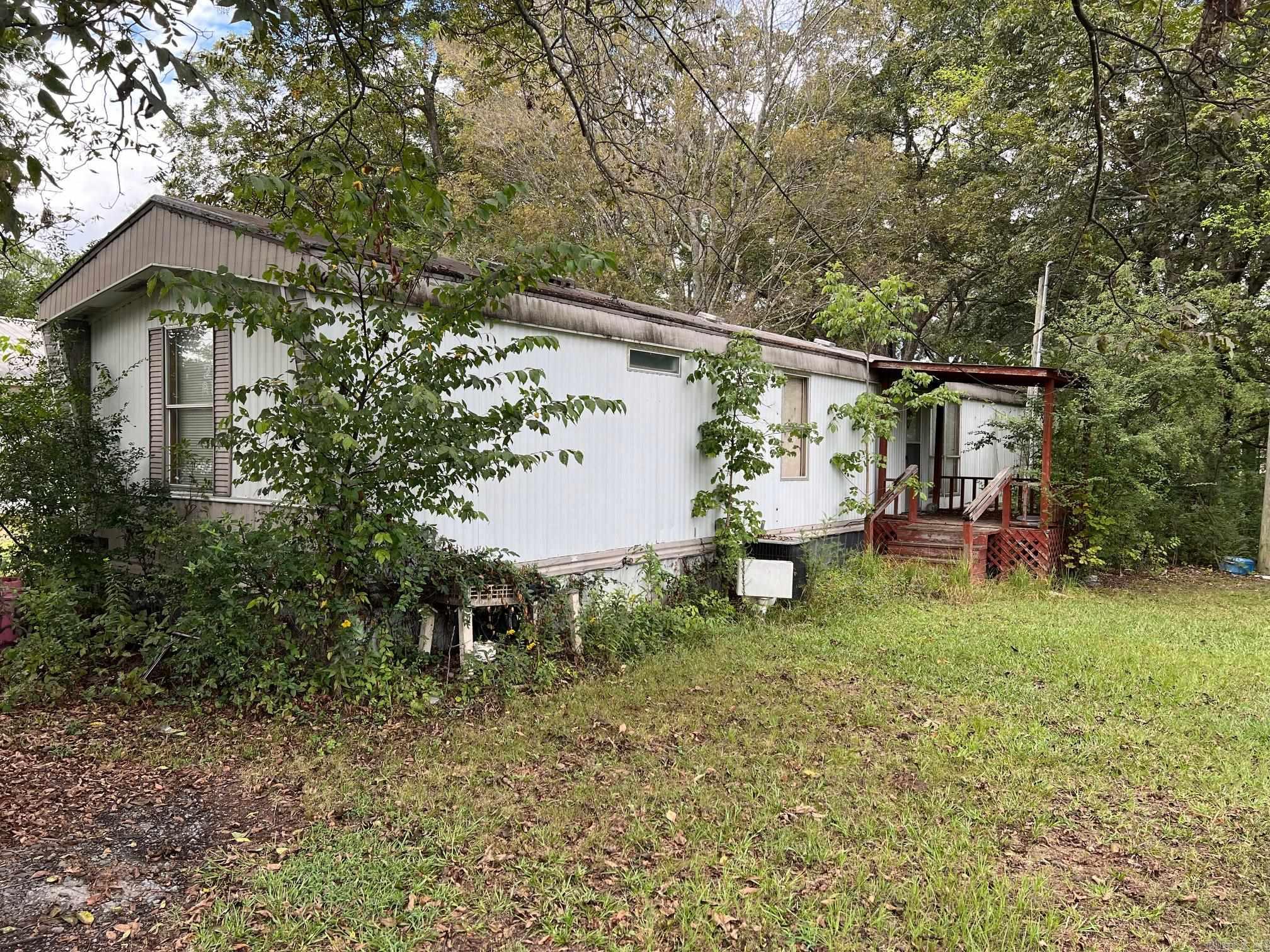 200 Main St  De Valls Bluff, AR