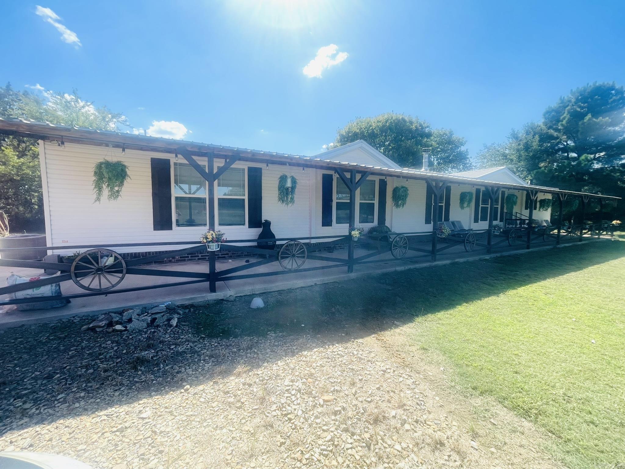 368 Russell Mountain Road Bald Knob, AR 72010