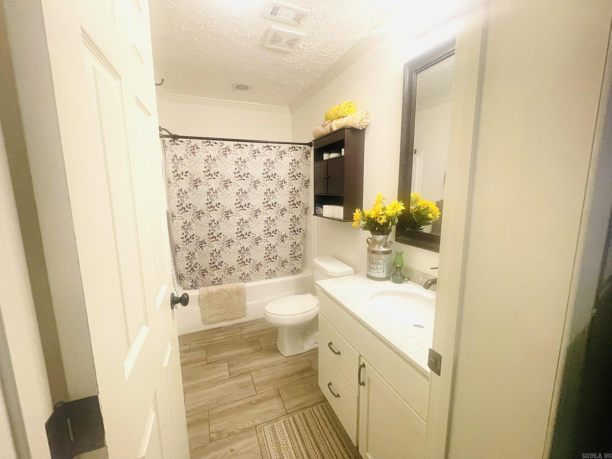 368 Russell Mountain Road Bald Knob, AR 72010