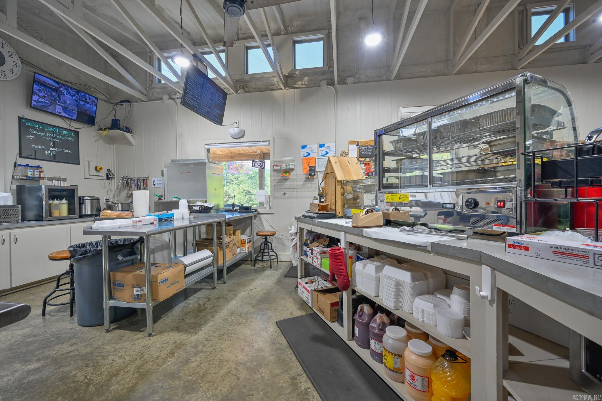 2467 Hwy 375 E  Mena, AR