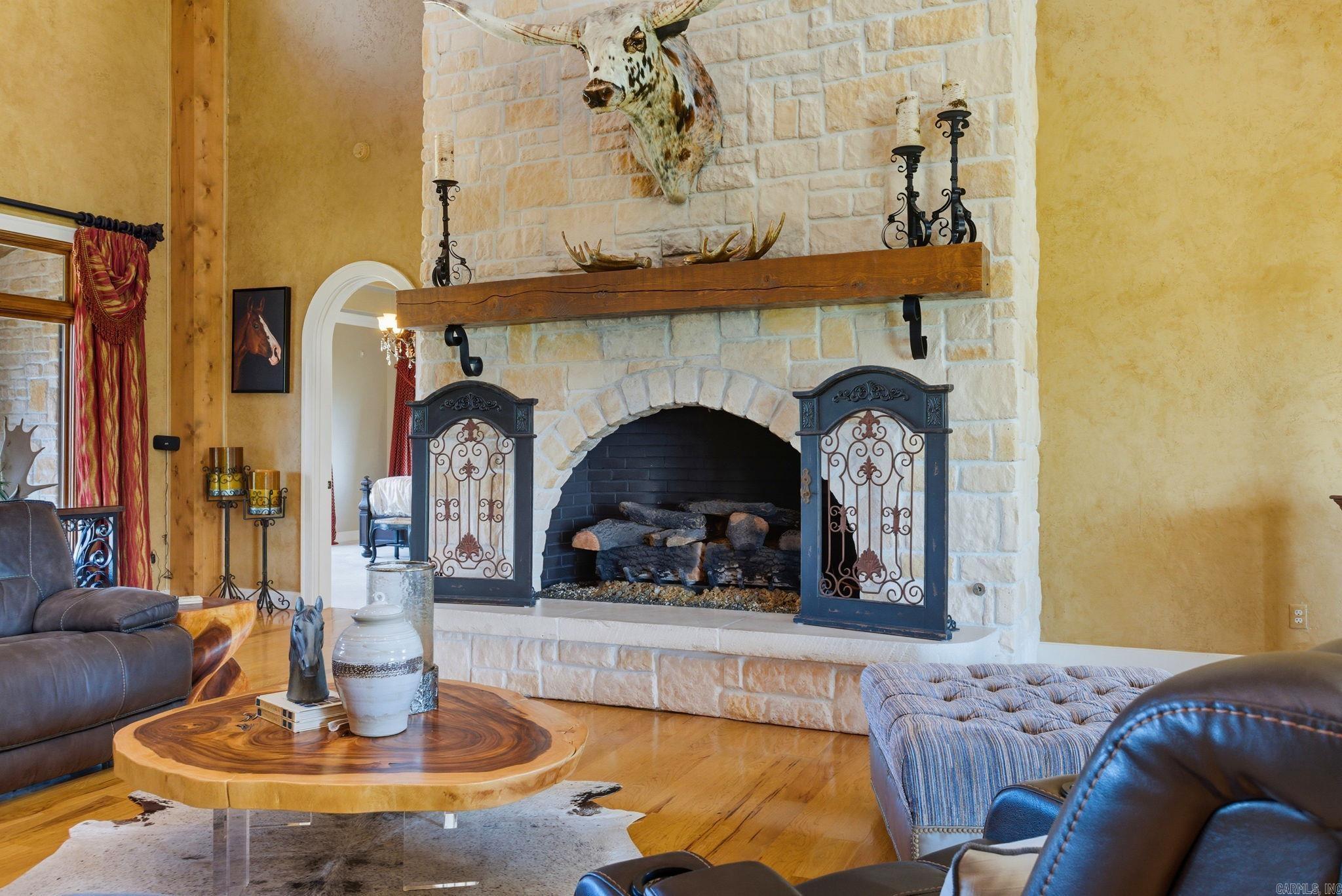 905 Sunshine Rd  Royal, AR