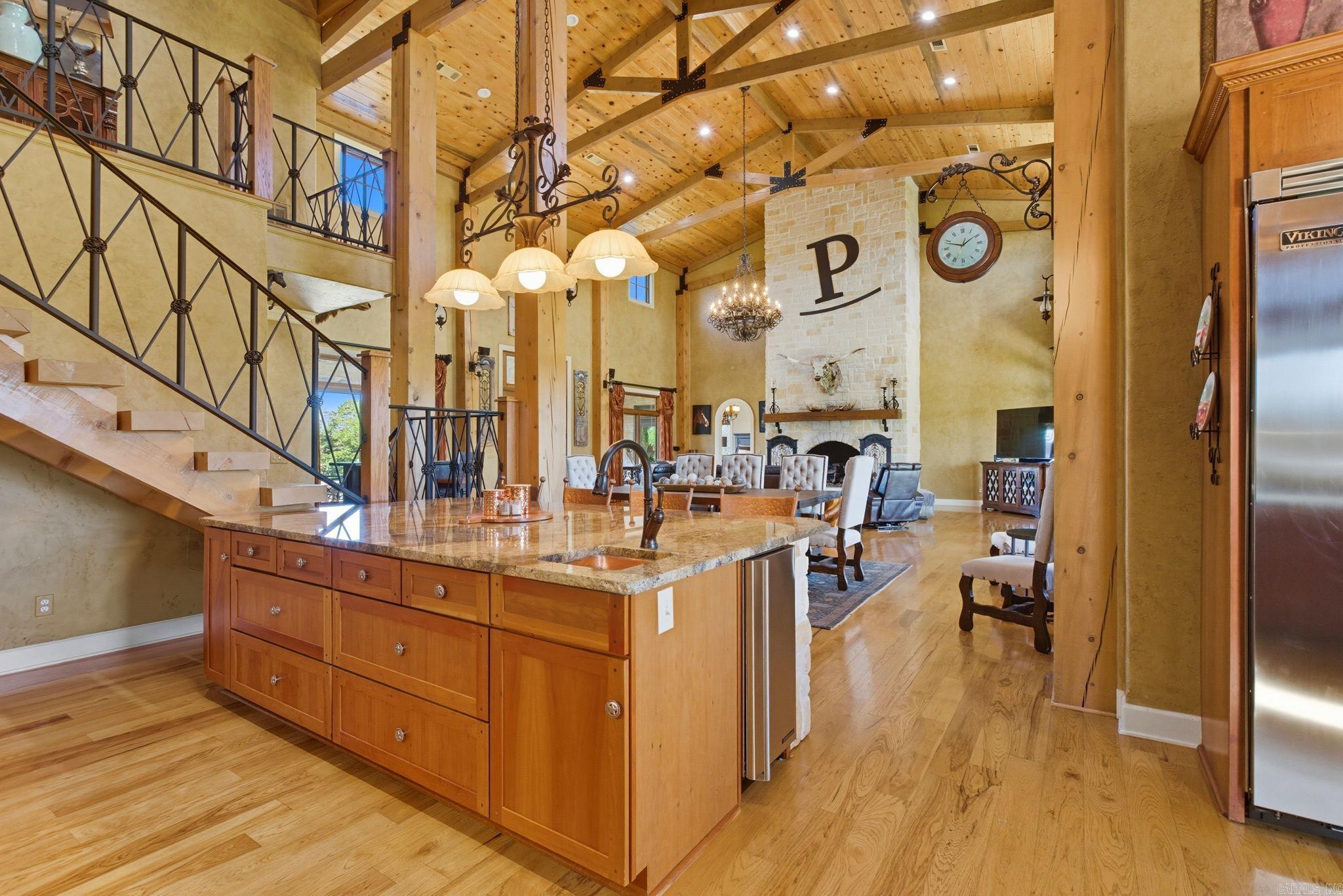 905 Sunshine Rd  Royal, AR