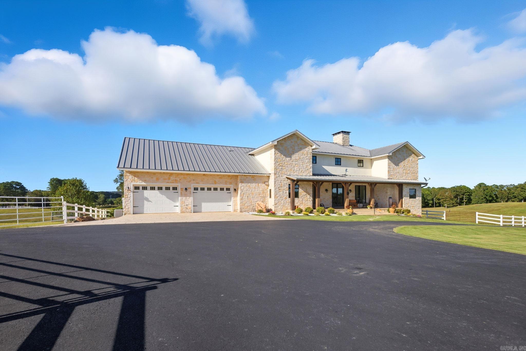 905 Sunshine Rd  Royal, AR