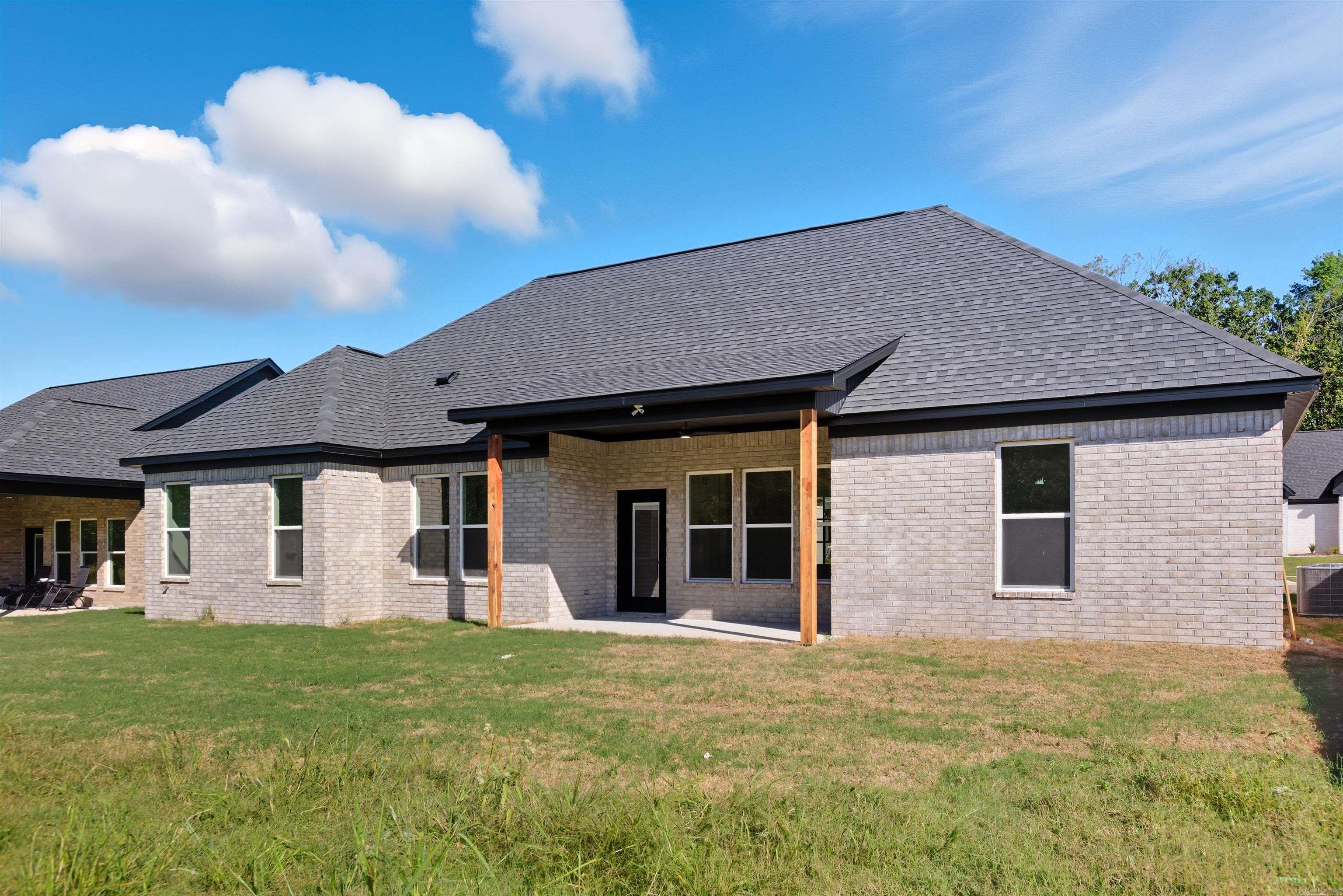 4833 Coronell  Bryant, AR