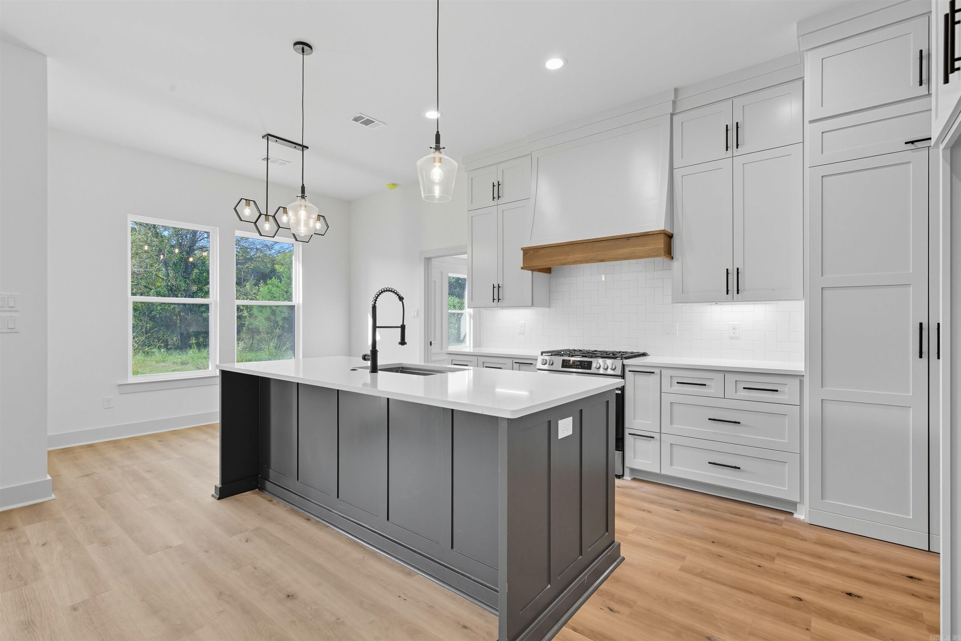 4833 Coronell  Bryant, AR