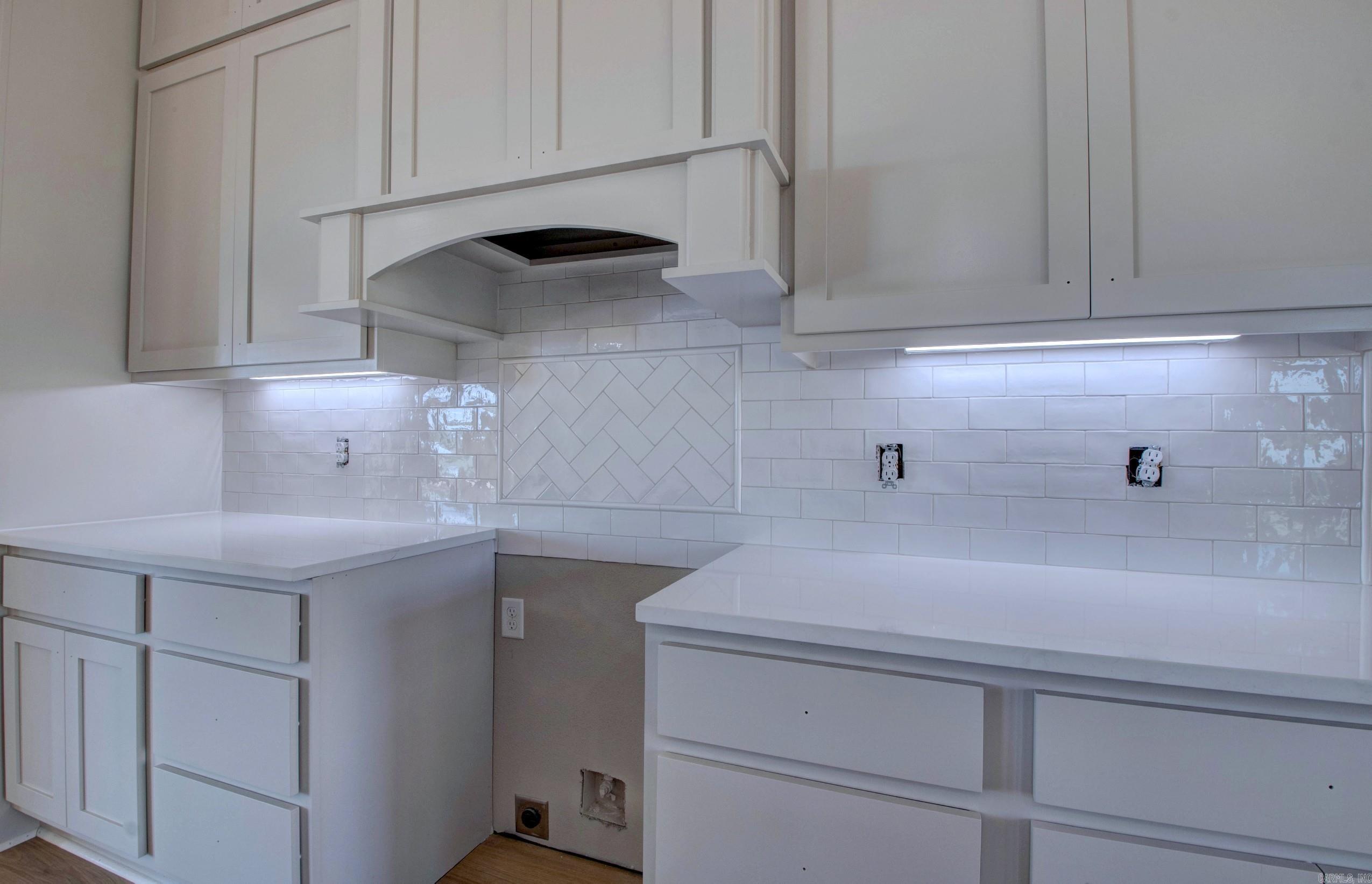 119 Crestview Drive Maumelle, AR 72113