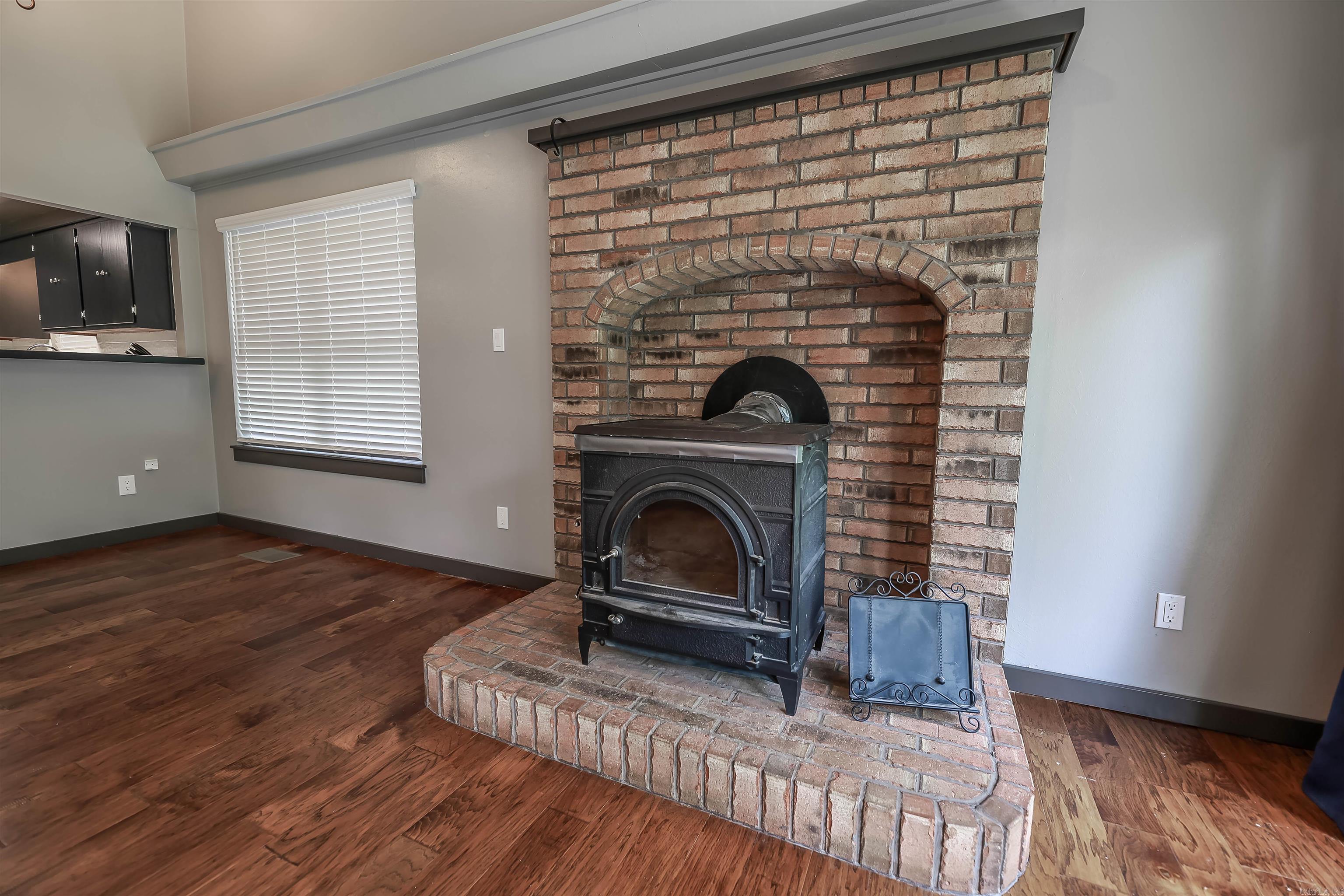 24 Chaffee Creek Trl  Camden, AR