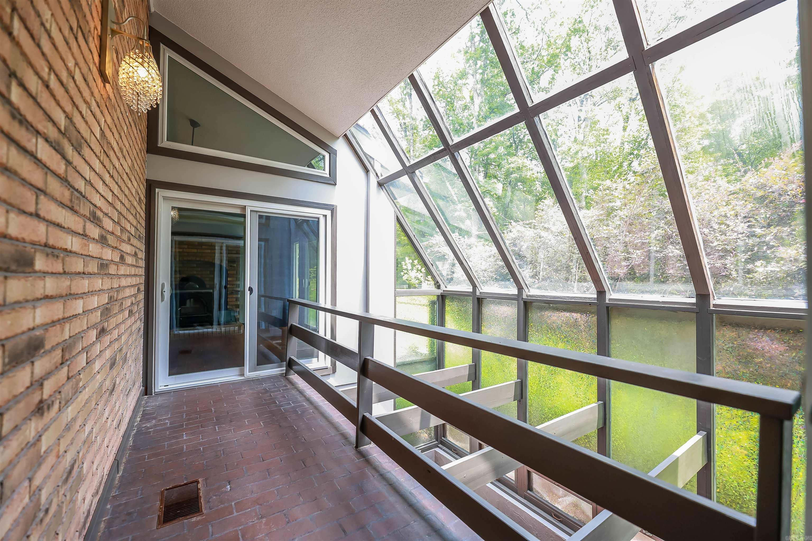 24 Chaffee Creek Trl  Camden, AR