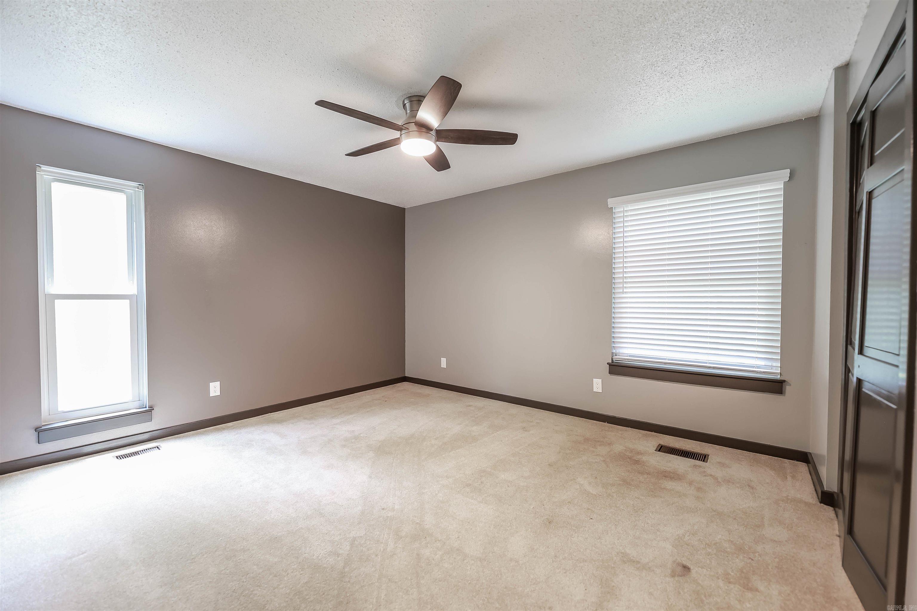 24 Chaffee Creek Trl  Camden, AR