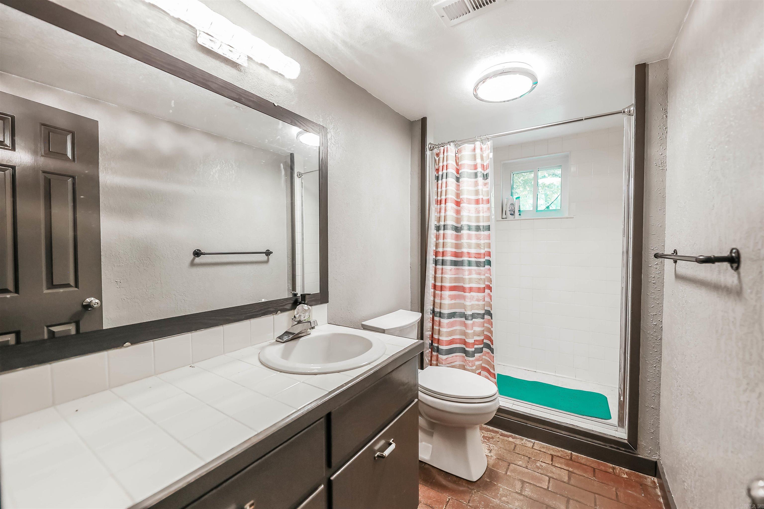 24 Chaffee Creek Trl  Camden, AR