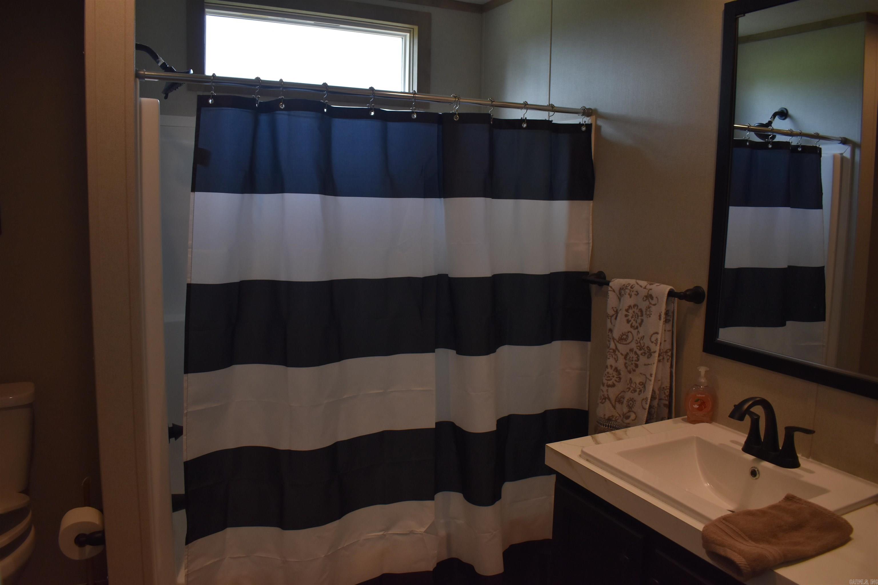 152 Kare Lane Grannis, AR 71944