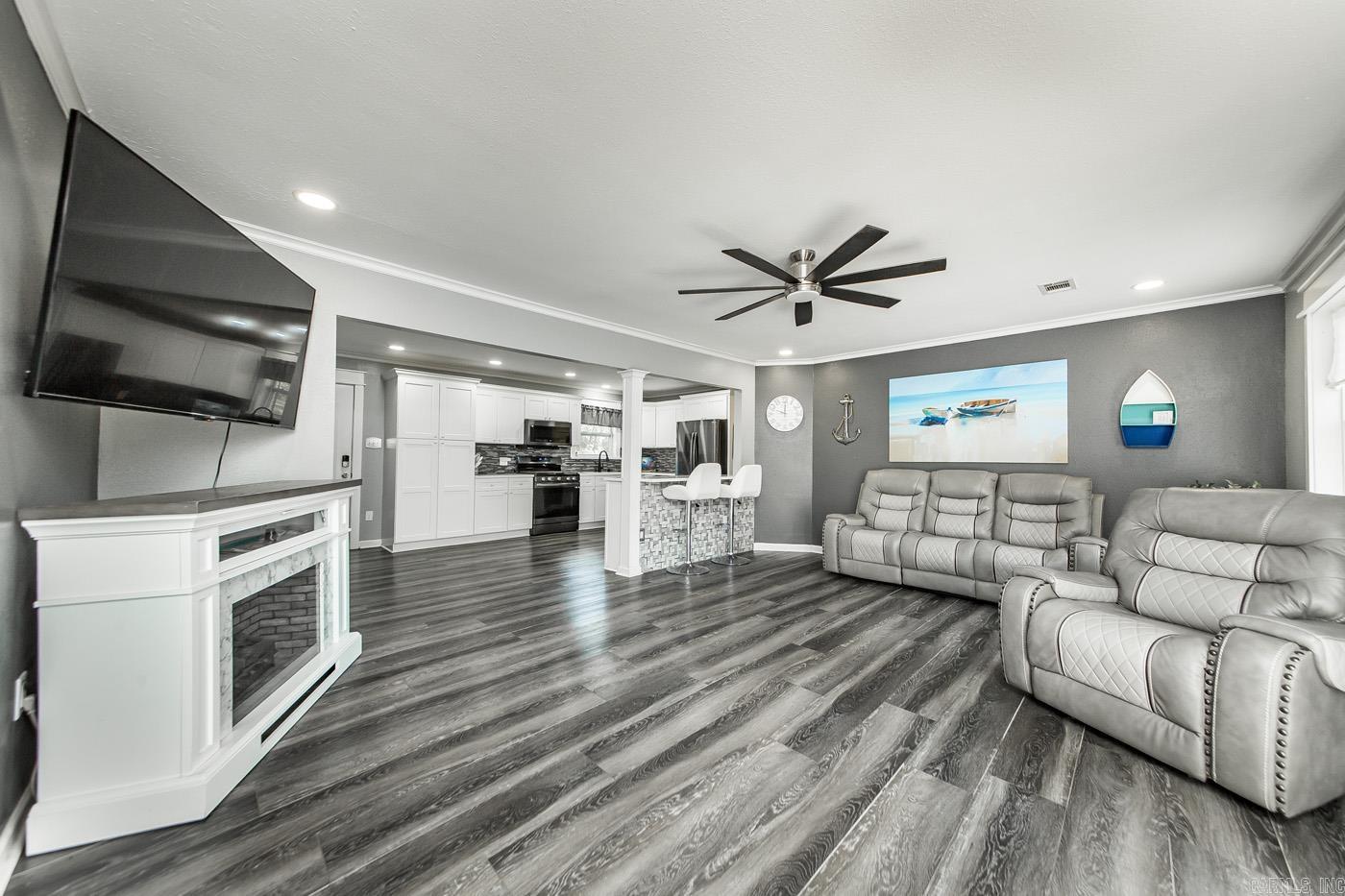 5821 AR HIGHWAY 294 Highway Jacksonville, AR 72076