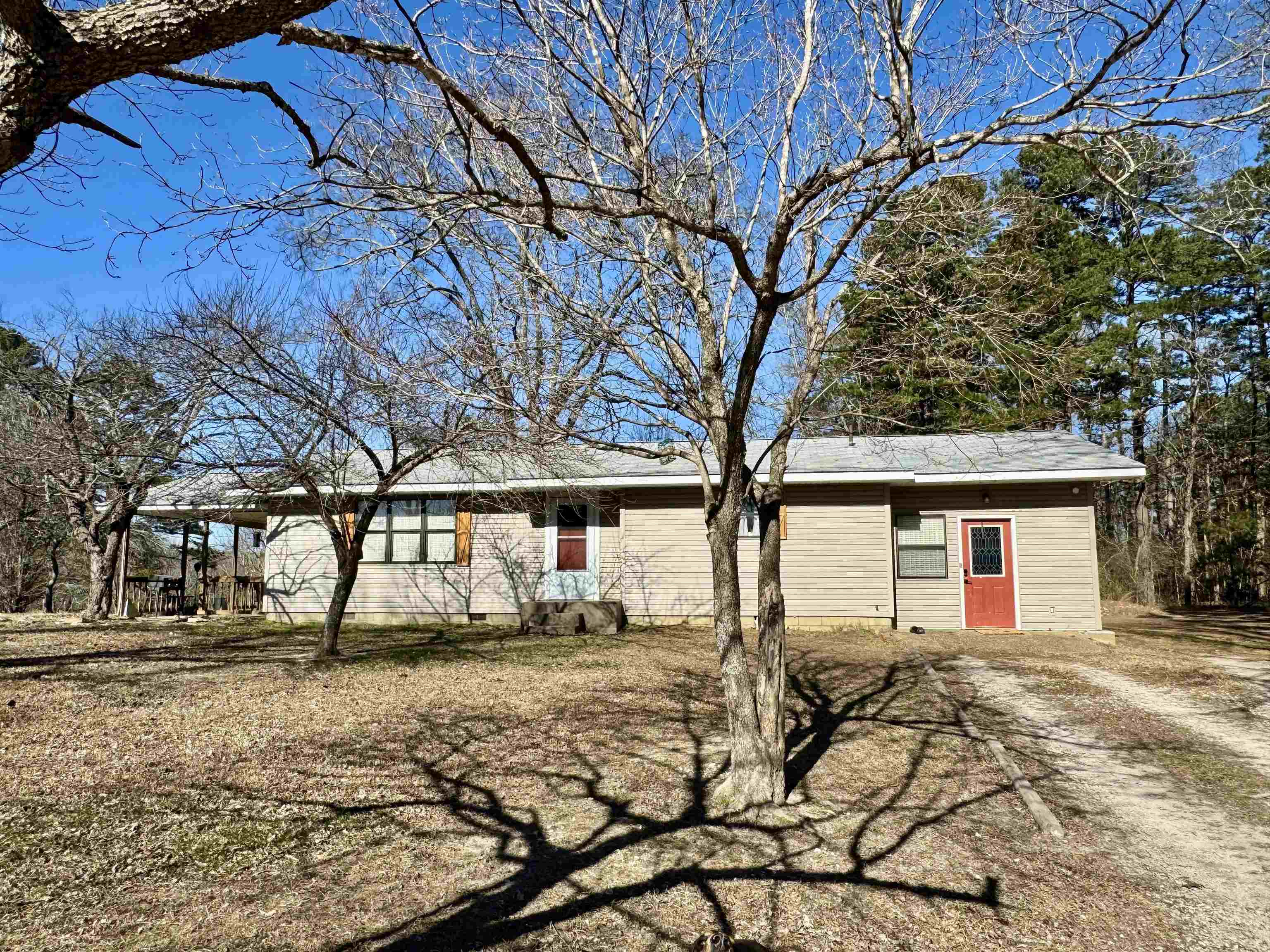 214 McVey Street Calico Rock, AR 72519