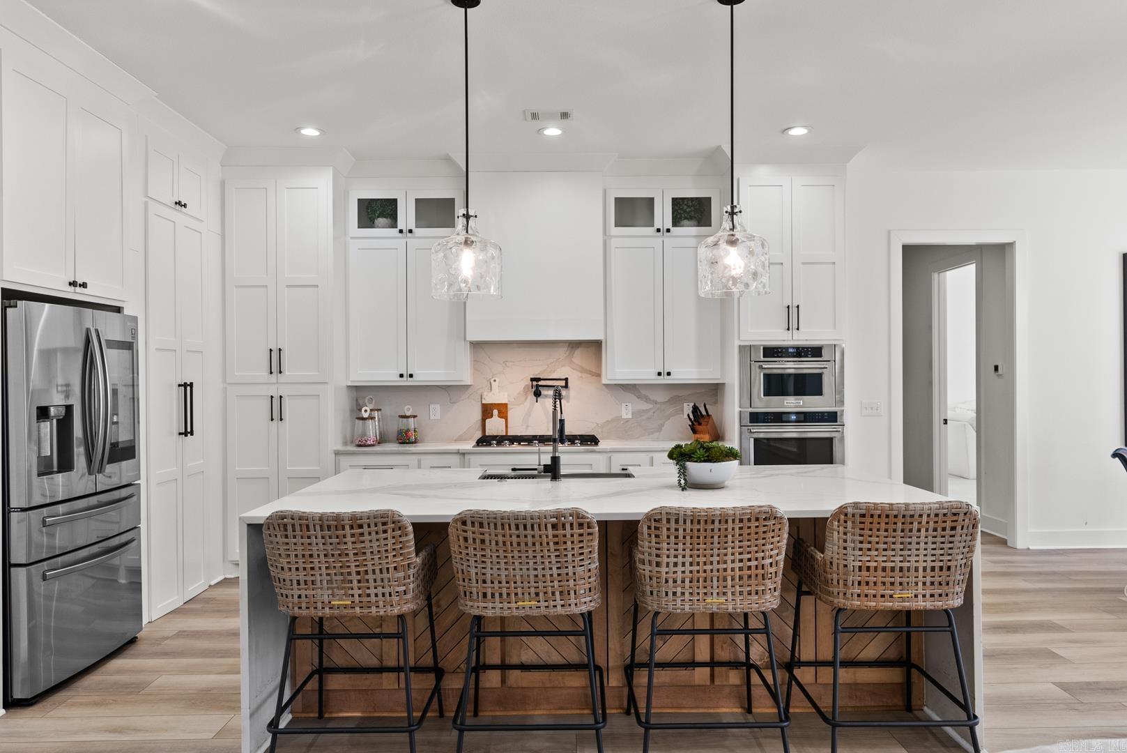 2505 Collins  Conway, AR