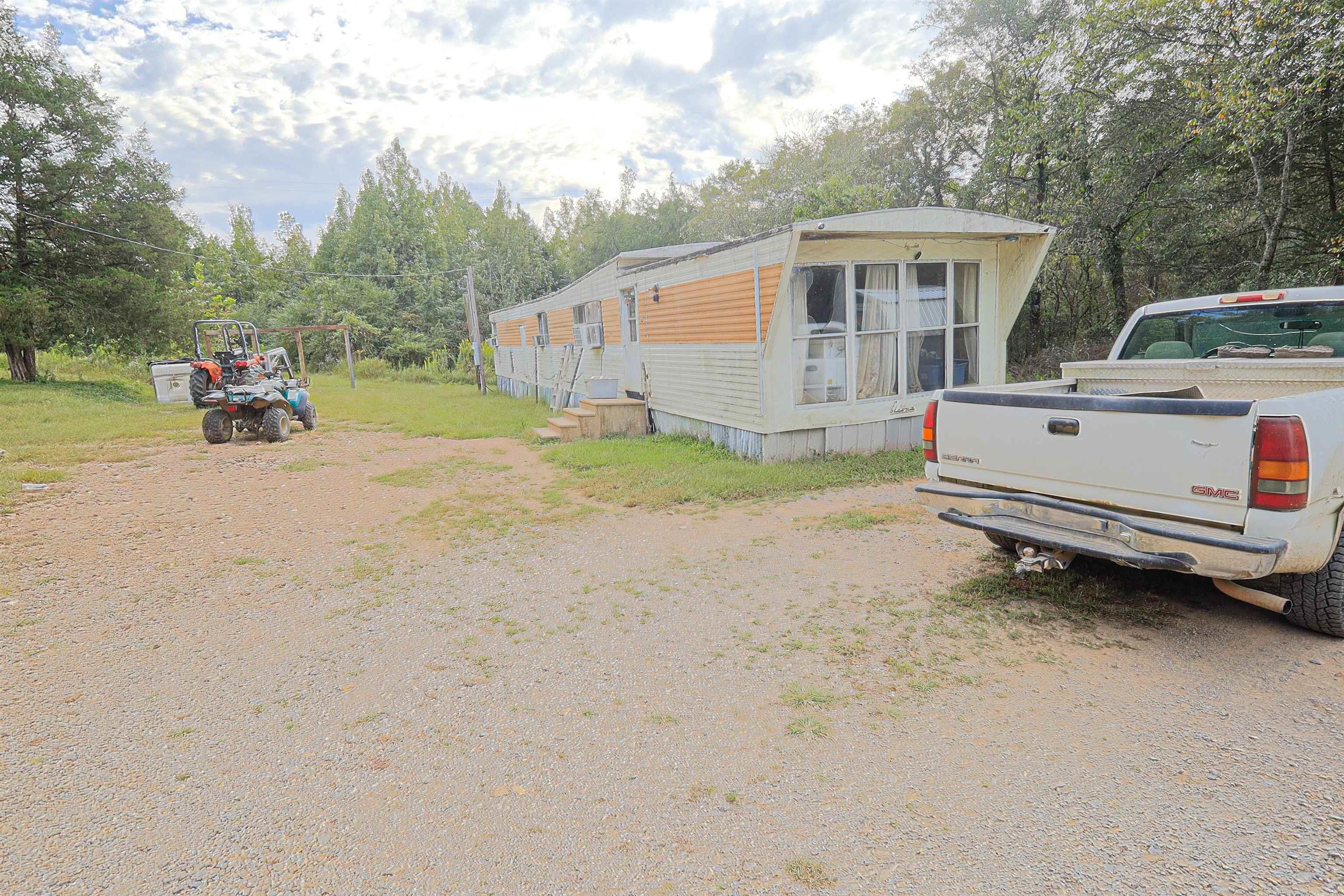 184 Peaceful Place Rd Caddo Gap, AR 71935