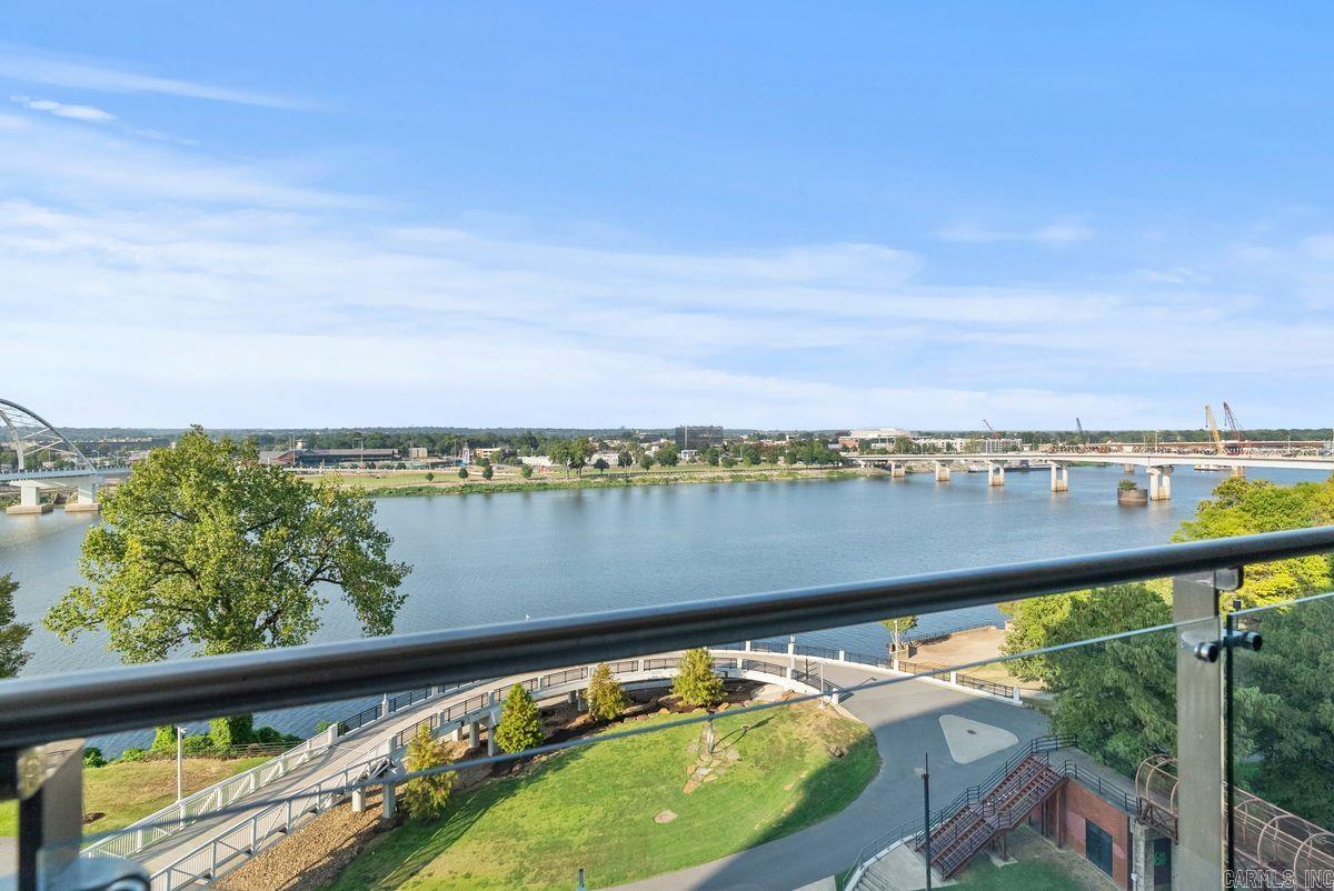 5 Statehouse Plaza 7B Little Rock, AR 72201