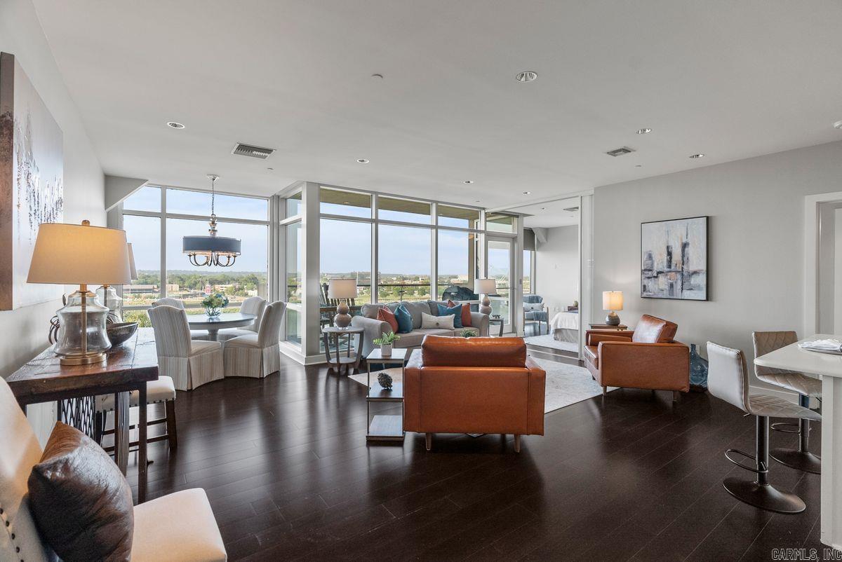 5 Statehouse Plaza 7B 7B Little Rock, AR