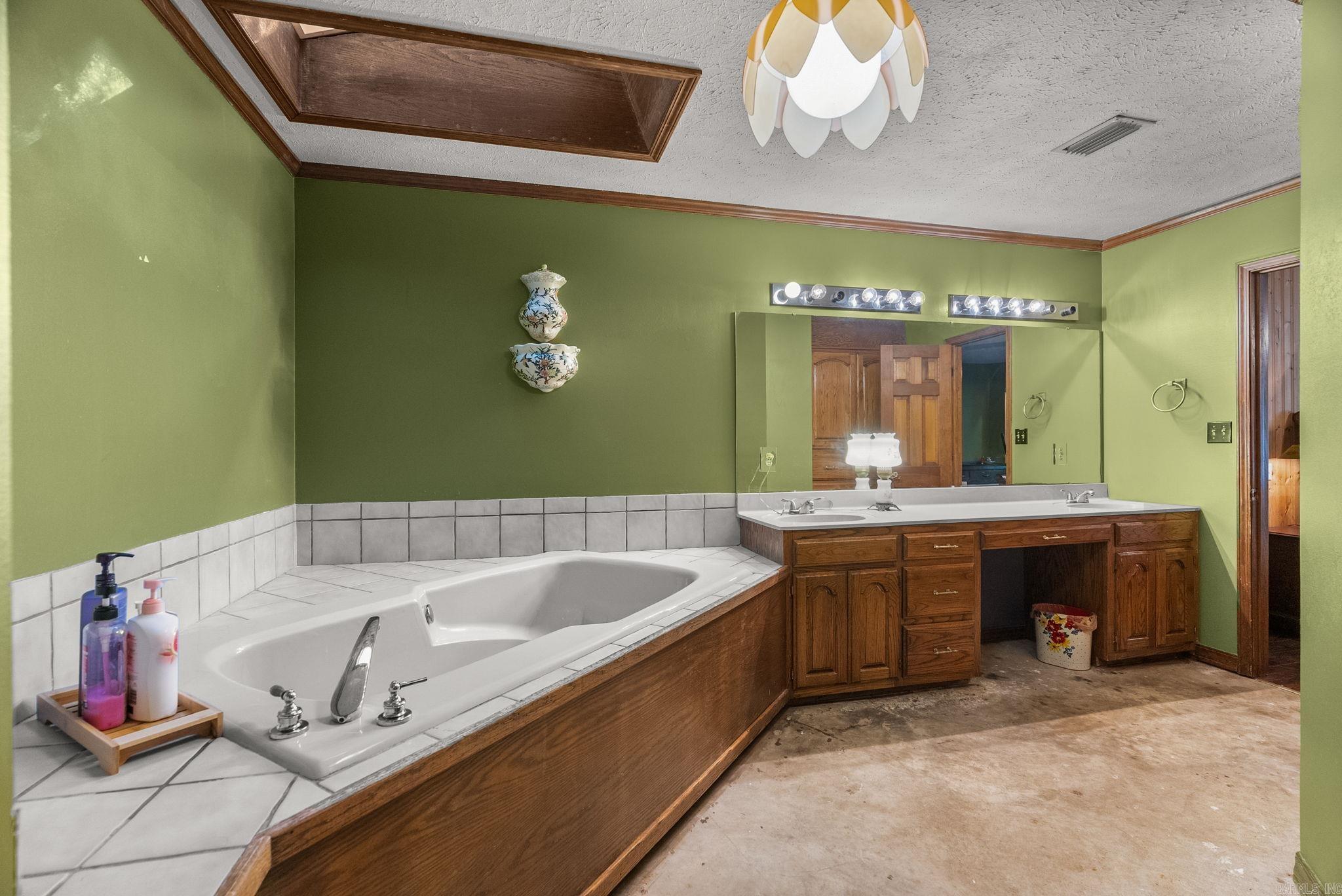 929 Highway 287 Conway, AR 72032