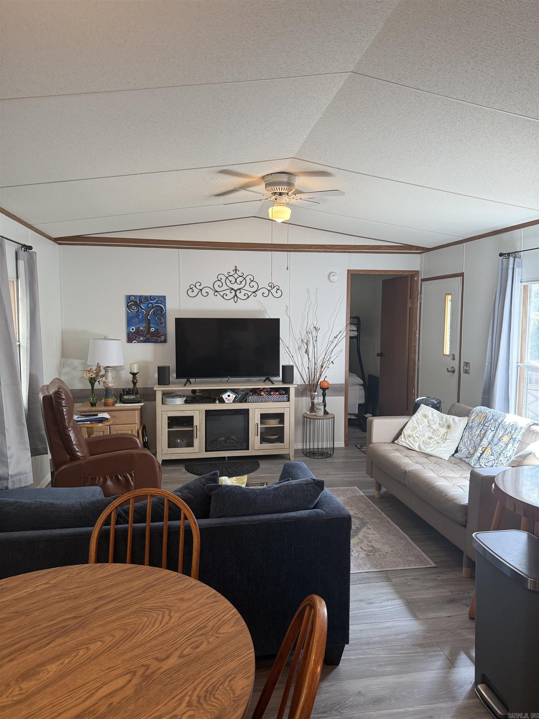 51 Iowa  Edgemont, AR