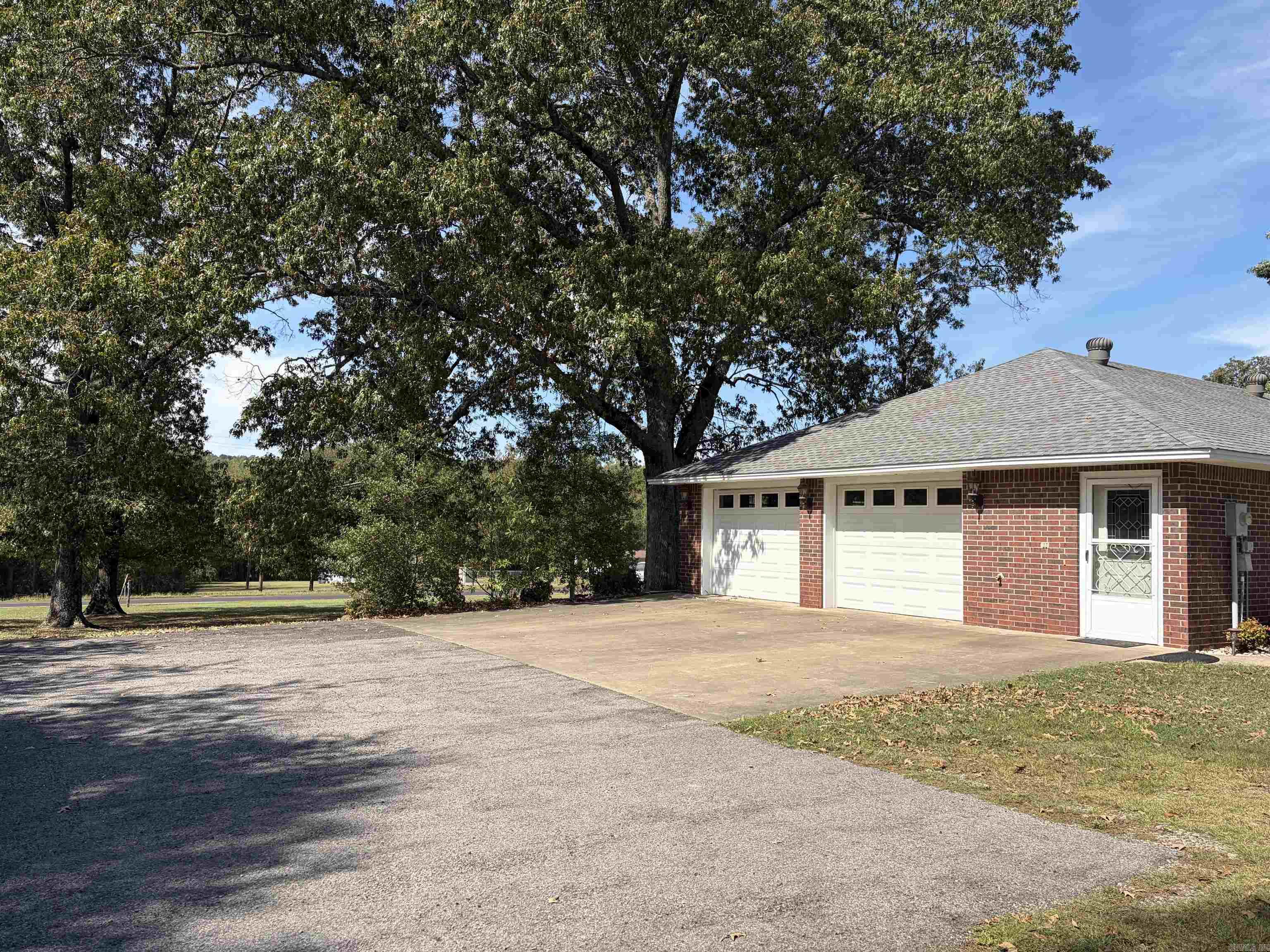 3552 Highway 16  Pangburn, AR